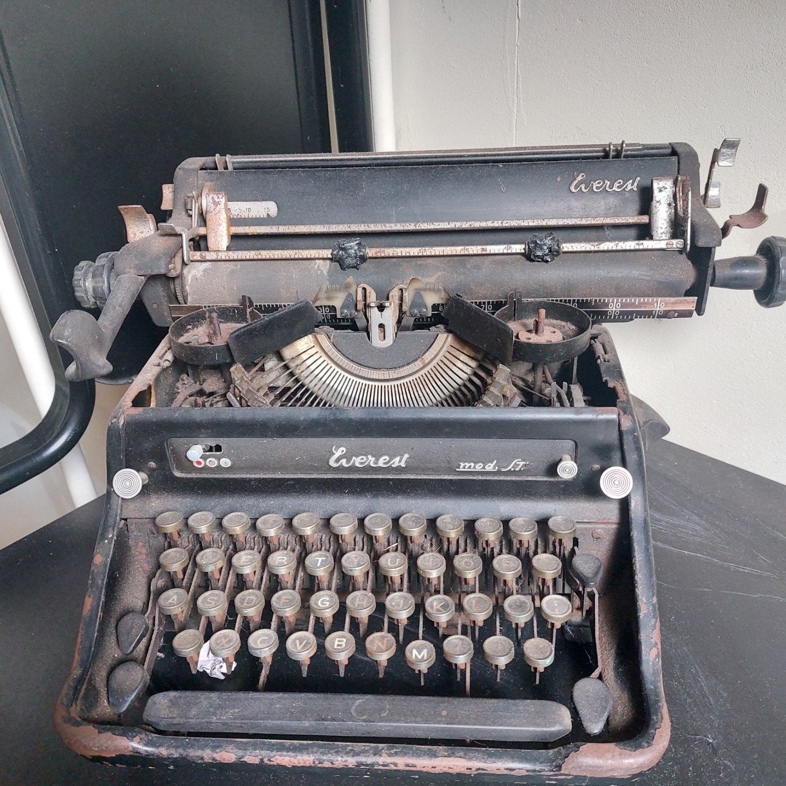 Antieke Everest Mod. S.T. typemachine – vintage decoratie, Diversen, Ophalen