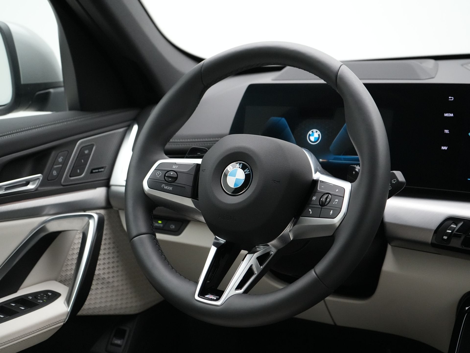 BMW X1 xDrive23i (bj 2025, automaat), Auto's, 1998 cc, Gebruikt, Euro 6, 4 cilinders