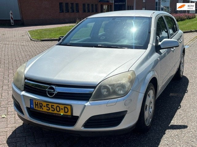 Opel Astra 1.4 Essentia 5-Drs Airco Elec. pakket Colorpakket, Auto's, Voorwielaandrijving, Dealer onderhouden, Stof, Gebruikt