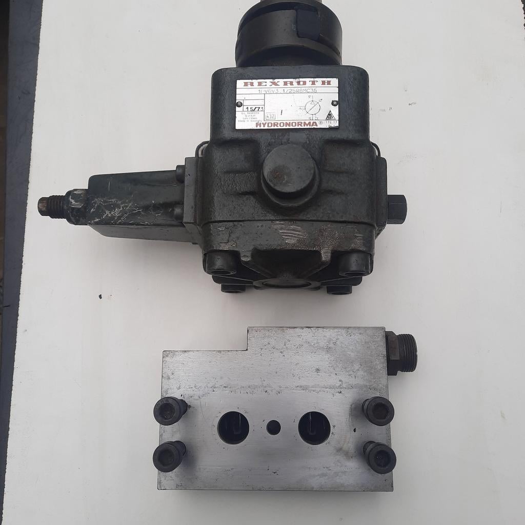 Hydraulische Schottenpomp, opbrengst instelbaar, Ophalen of Verzenden, Gebruikt