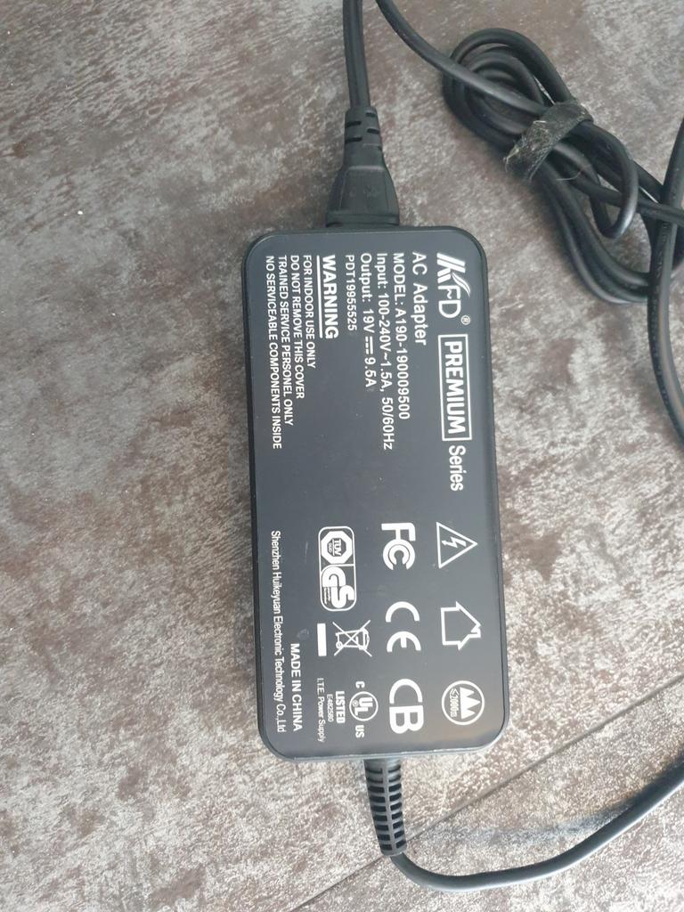 Te koop dell adapter, Ophalen of Verzenden
