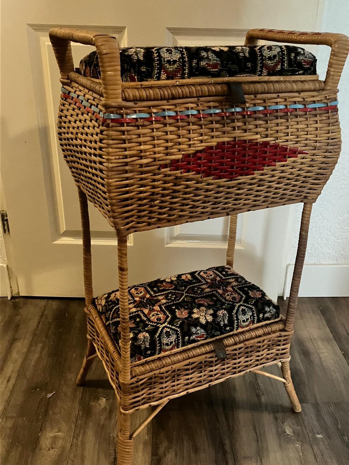 Vintage dubbele naaimand rotan., Ophalen, Overige typen