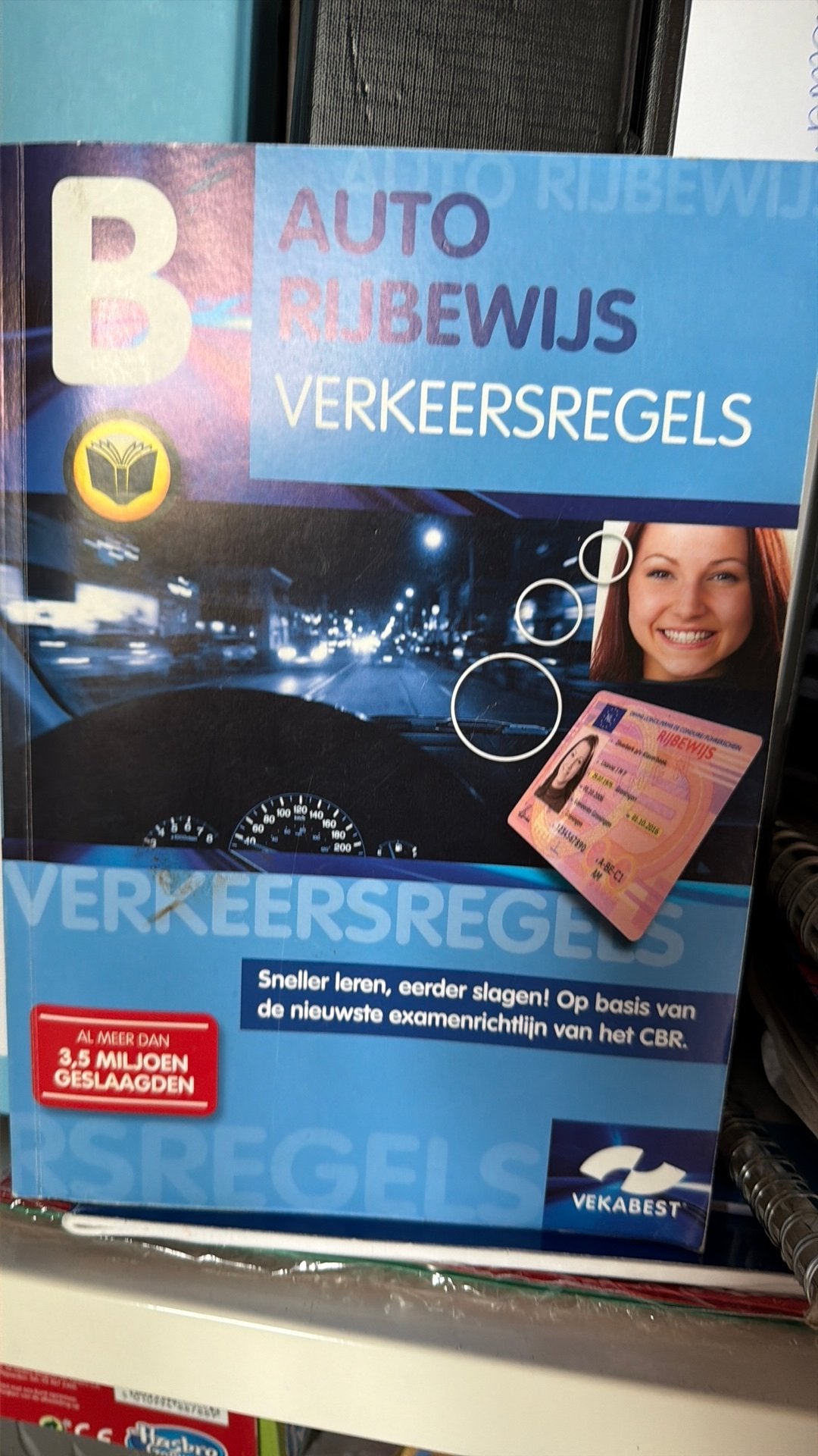 Boek theorie autorijbewijs, Ophalen of Verzenden, Zo goed als nieuw, Algemeen