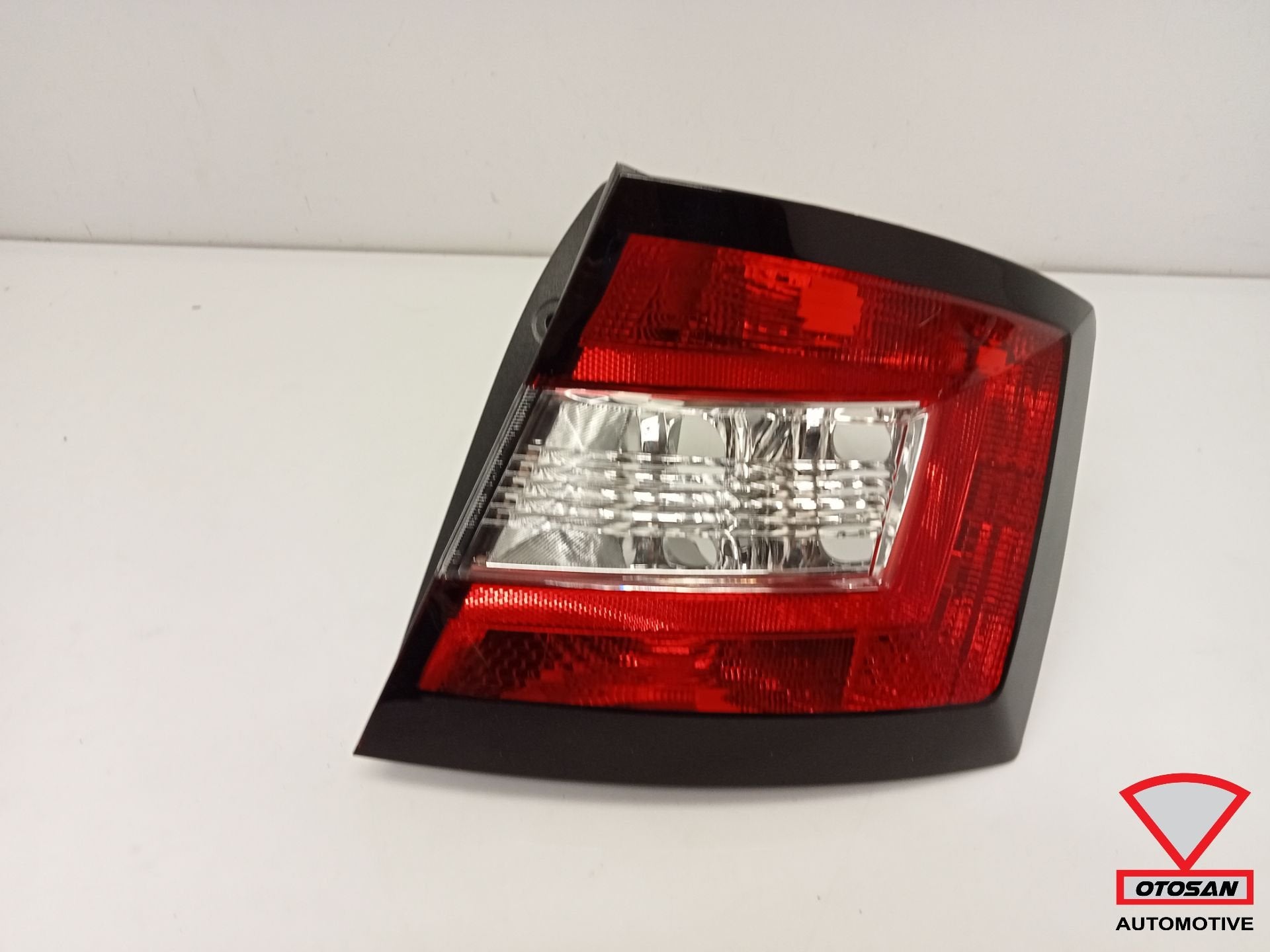 Skoda Fabia 2014+ Achterlicht Behuizing Rechts
