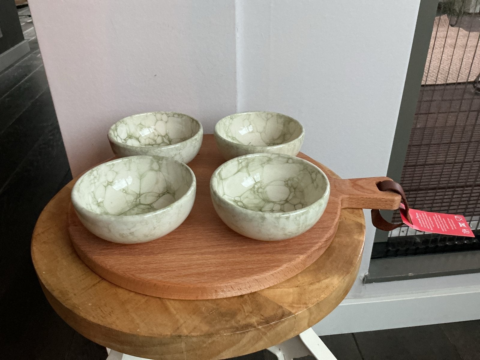 Set van 4 keramische schaaltjes met (borrel)plank, Overige merken, Verzenden, Keramiek, Nieuw
