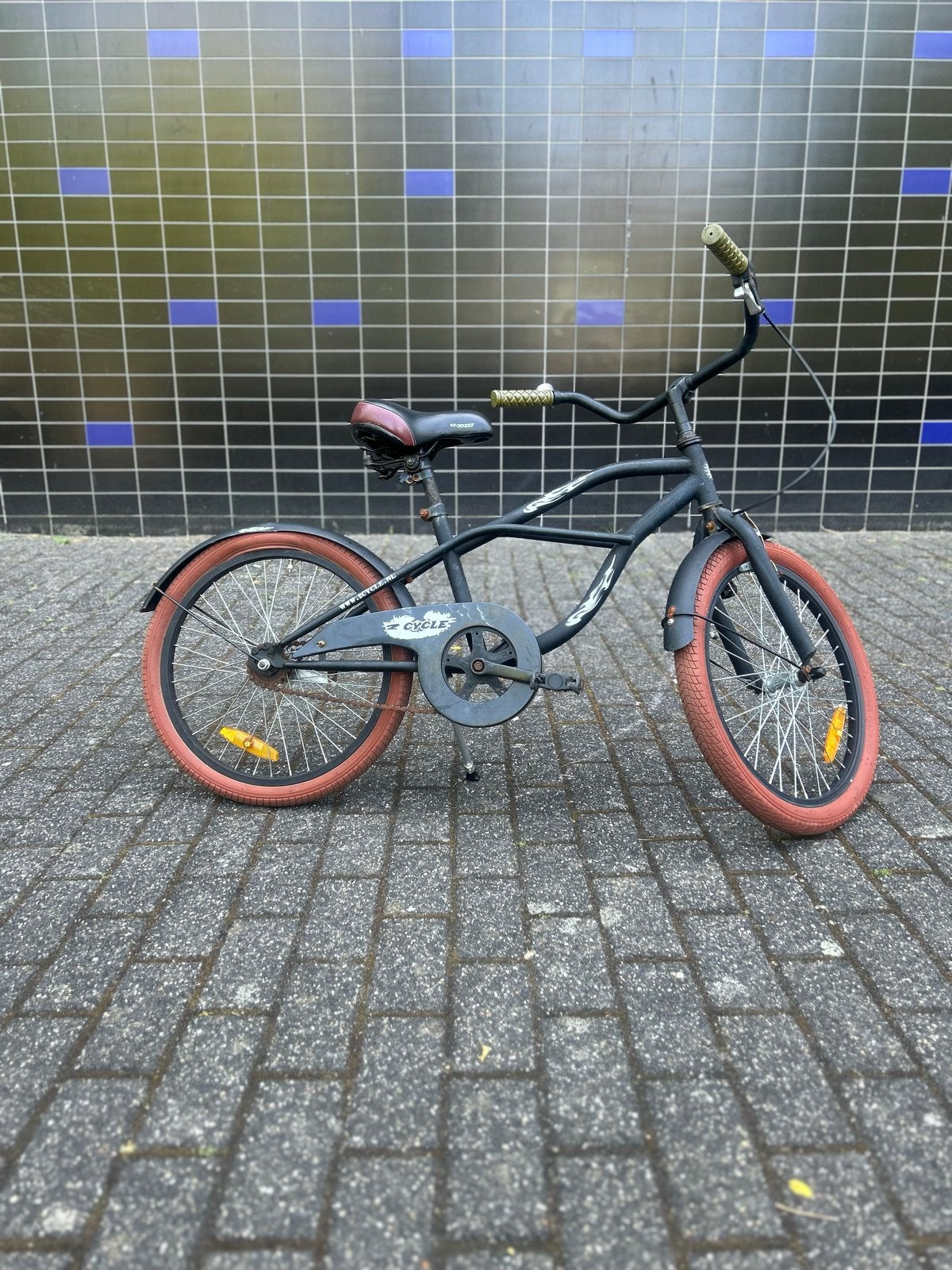 Stoere zwarte kinderfiets met bruine banden, Terugtraprem, Gebruikt, Staal, 20 tot 24 inch