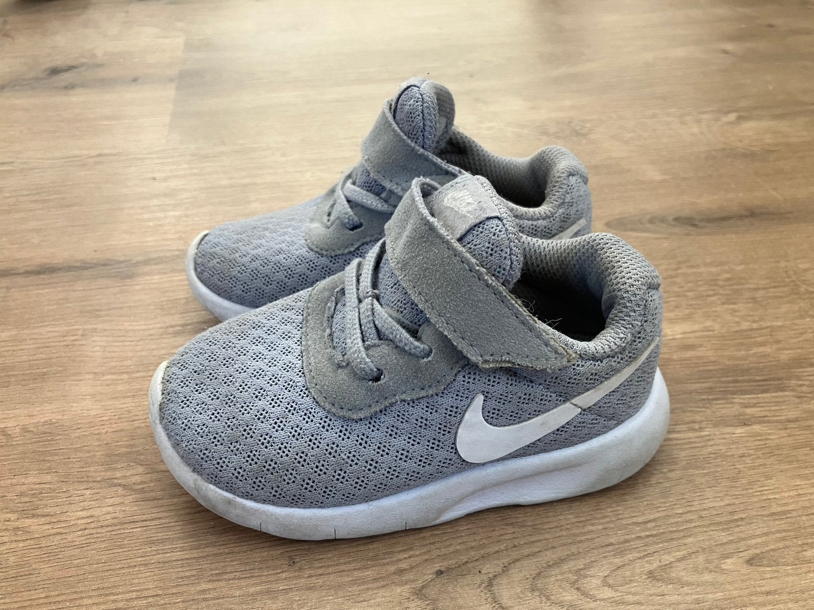 Nike schoentjes maat 21, Jongetje of Meisje, Ophalen of Verzenden, Gebruikt, Schoentjes