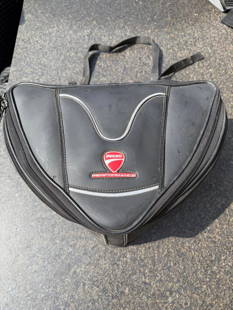 Ducati Performance buddyseat tas, Ophalen, Gebruikt