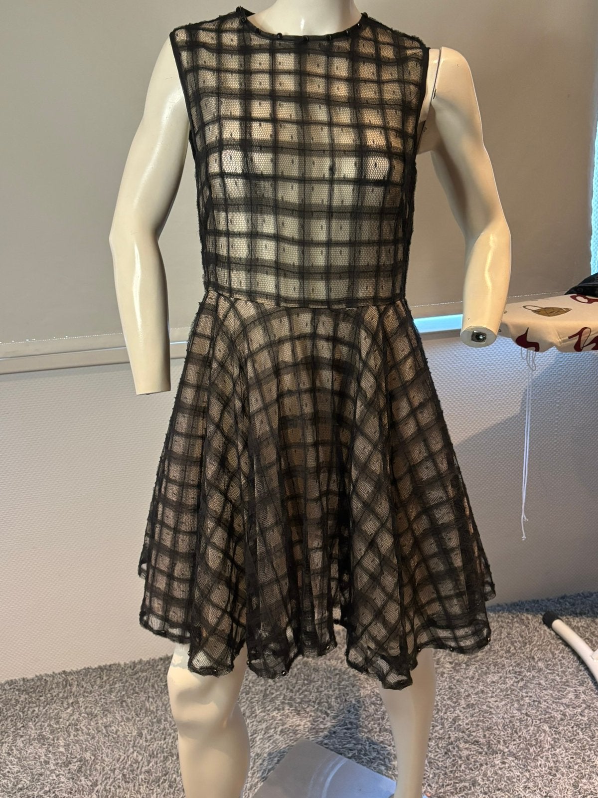 Red valentino jurk met steentjes langs hals maat it 42 nl 38, Kleding | Dames, Gelegenheidskleding, Maat 38/40 (M), ., Zwart, Cocktailjurk