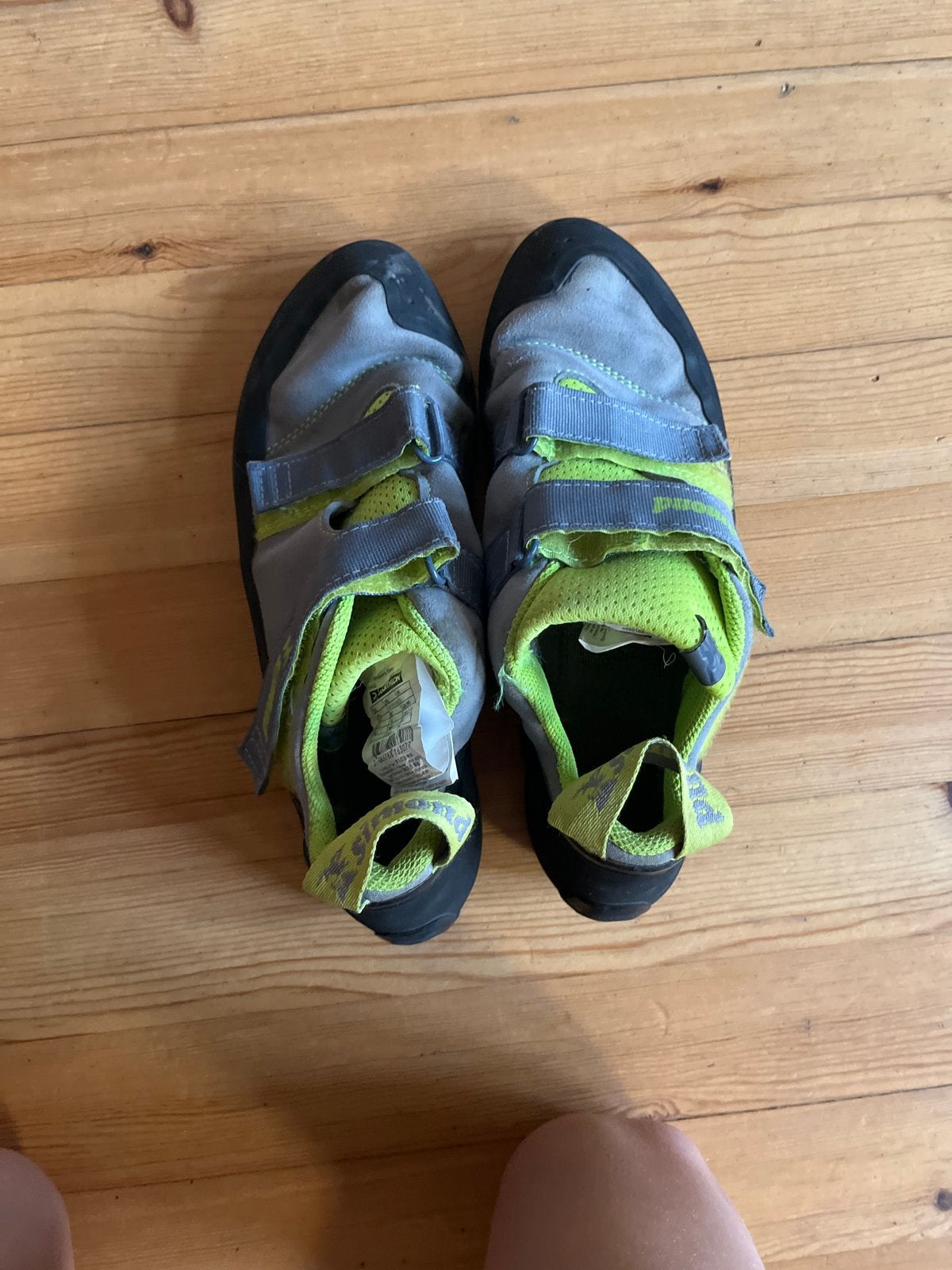 Decathlon Klimschoenen Maat 42 - Zo goed als nieuw, Ophalen of Verzenden, Zo goed als nieuw, Klimsportschoenen