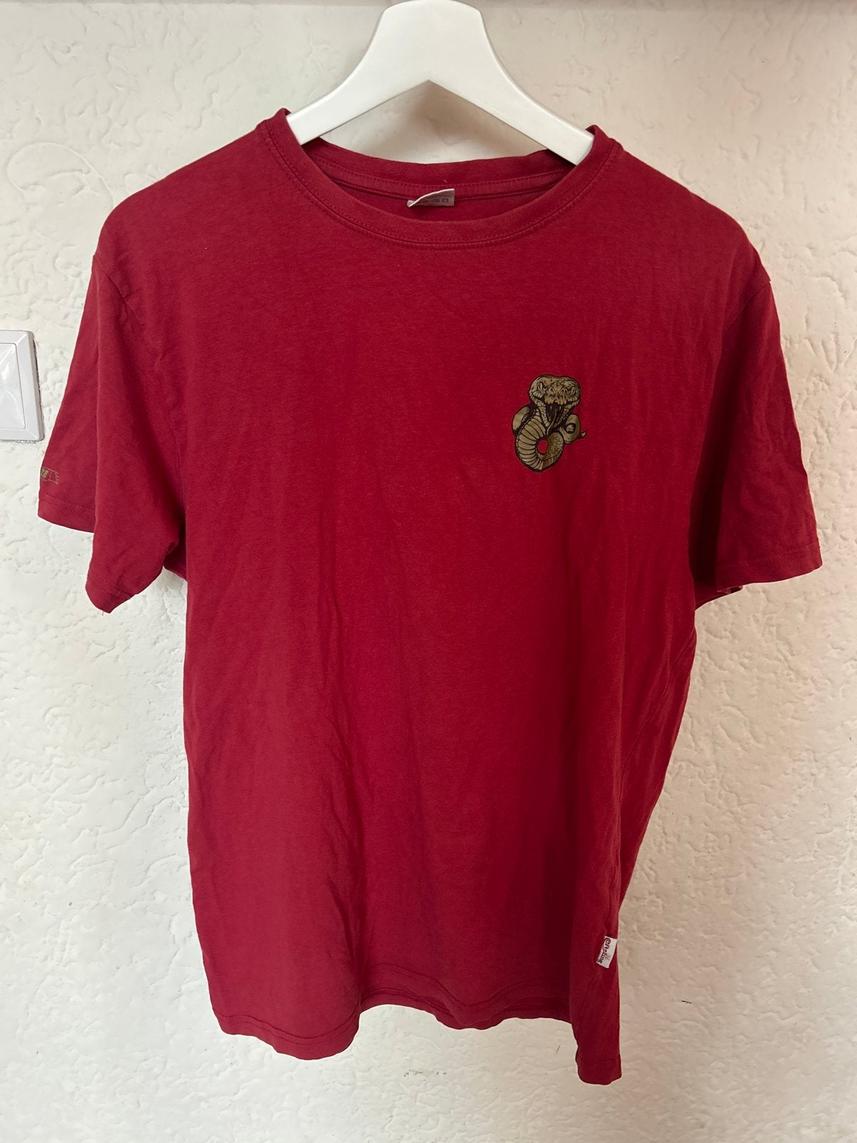 Efteling Python T-shirt Maat M, Ophalen of Verzenden, Gedragen, Maat 48/50 (M), Rood