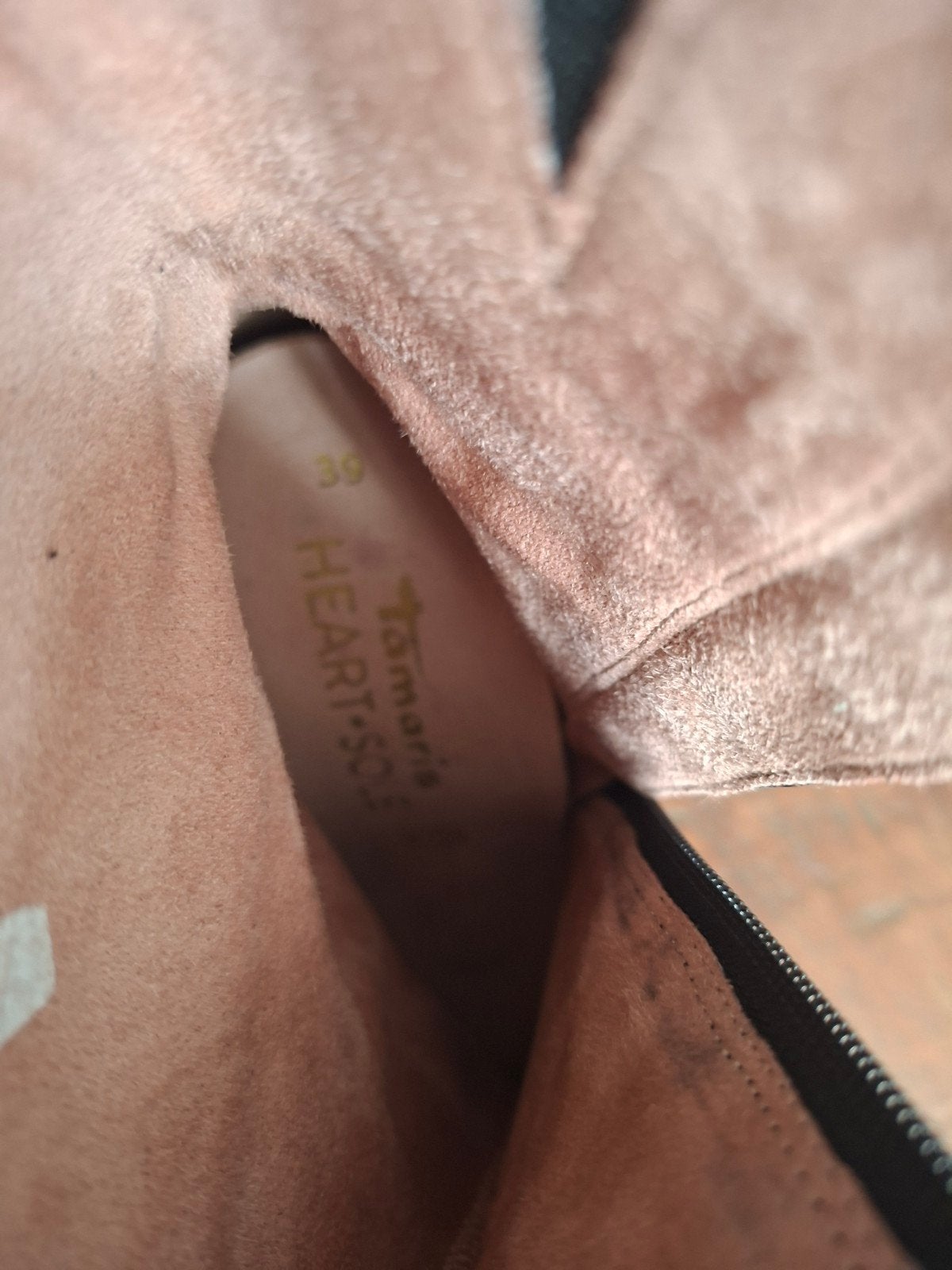 Tamaris Heart & Soul Enkellaarzen Maat 39 Zwart, Tamaris, Zwart, Lage of Enkellaarzen, Ophalen of Verzenden