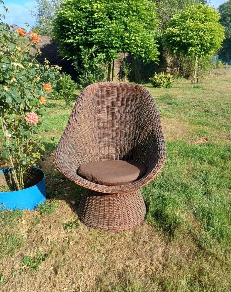 Vintage rieten zetel, Ophalen