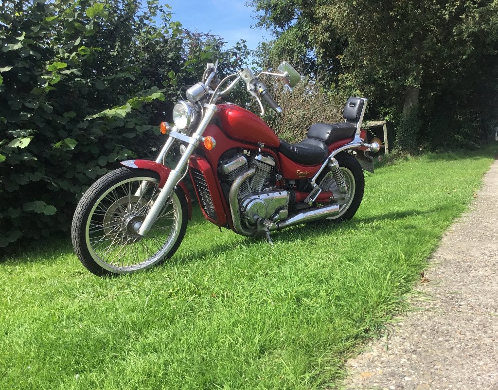 Suzuki Intruder 800, Ophalen, Gebruikt