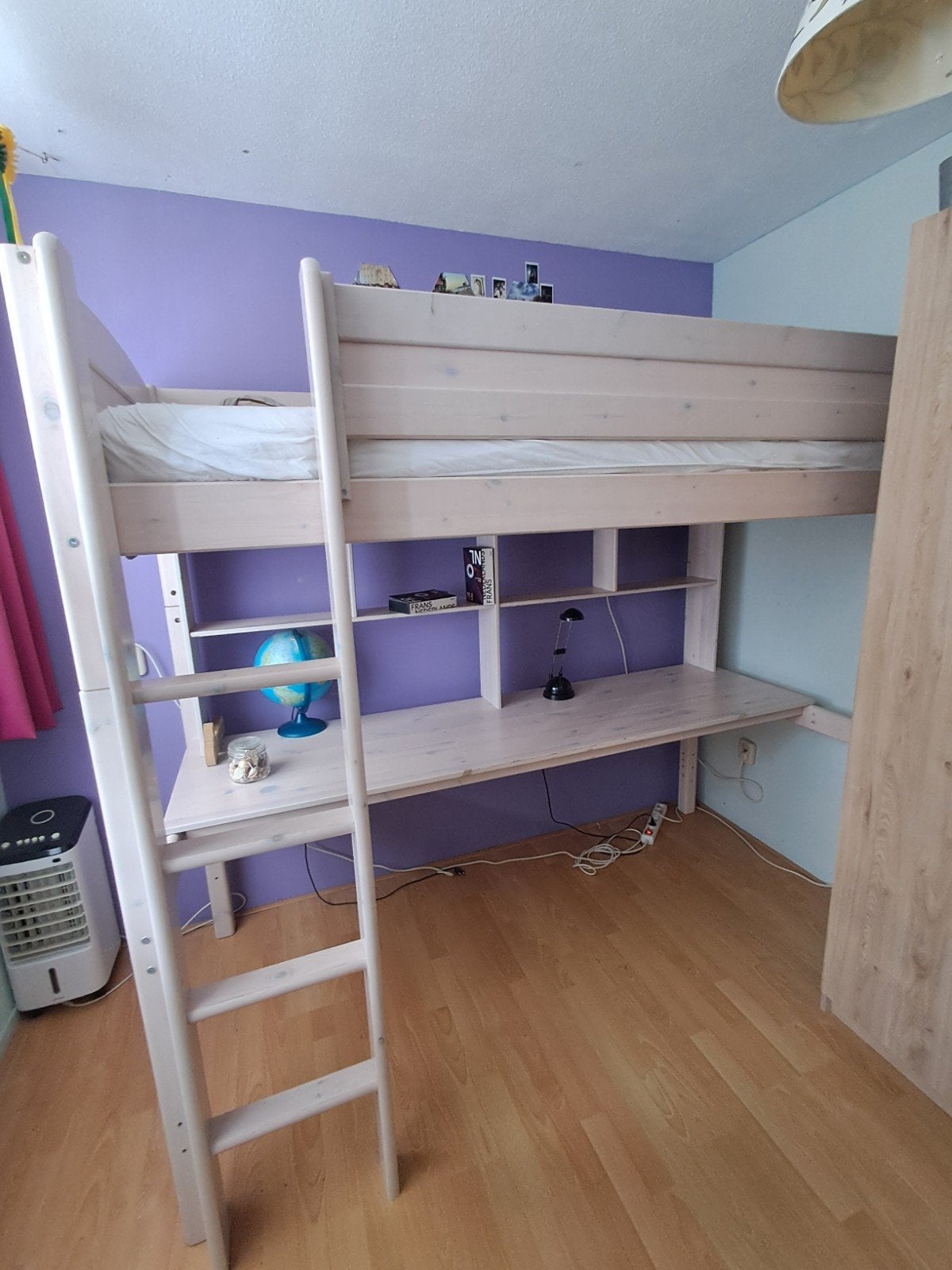 Flexa hoogslaper met bureau en opbergvakken - whitewash, Huis en Inrichting, Slaapkamer | Stapelbedden en Hoogslapers, Ophalen