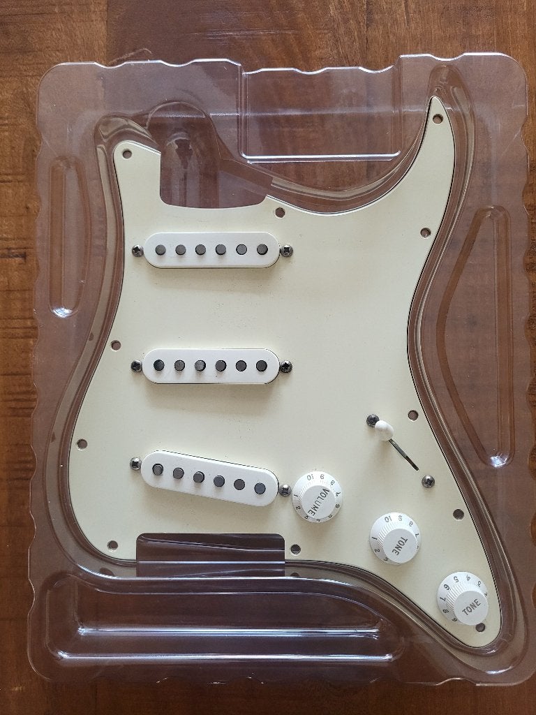 Fender USA American Standard Stratocaster loaded pickguard, Ophalen of Verzenden, Gebruikt, Elektrische gitaar