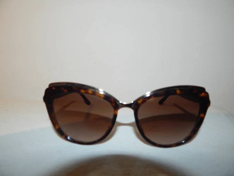Dolce & Gabbana eerstelijns zonnebril bruin met goud, Gebruikt, Zonnebril, Bruin, Verzenden