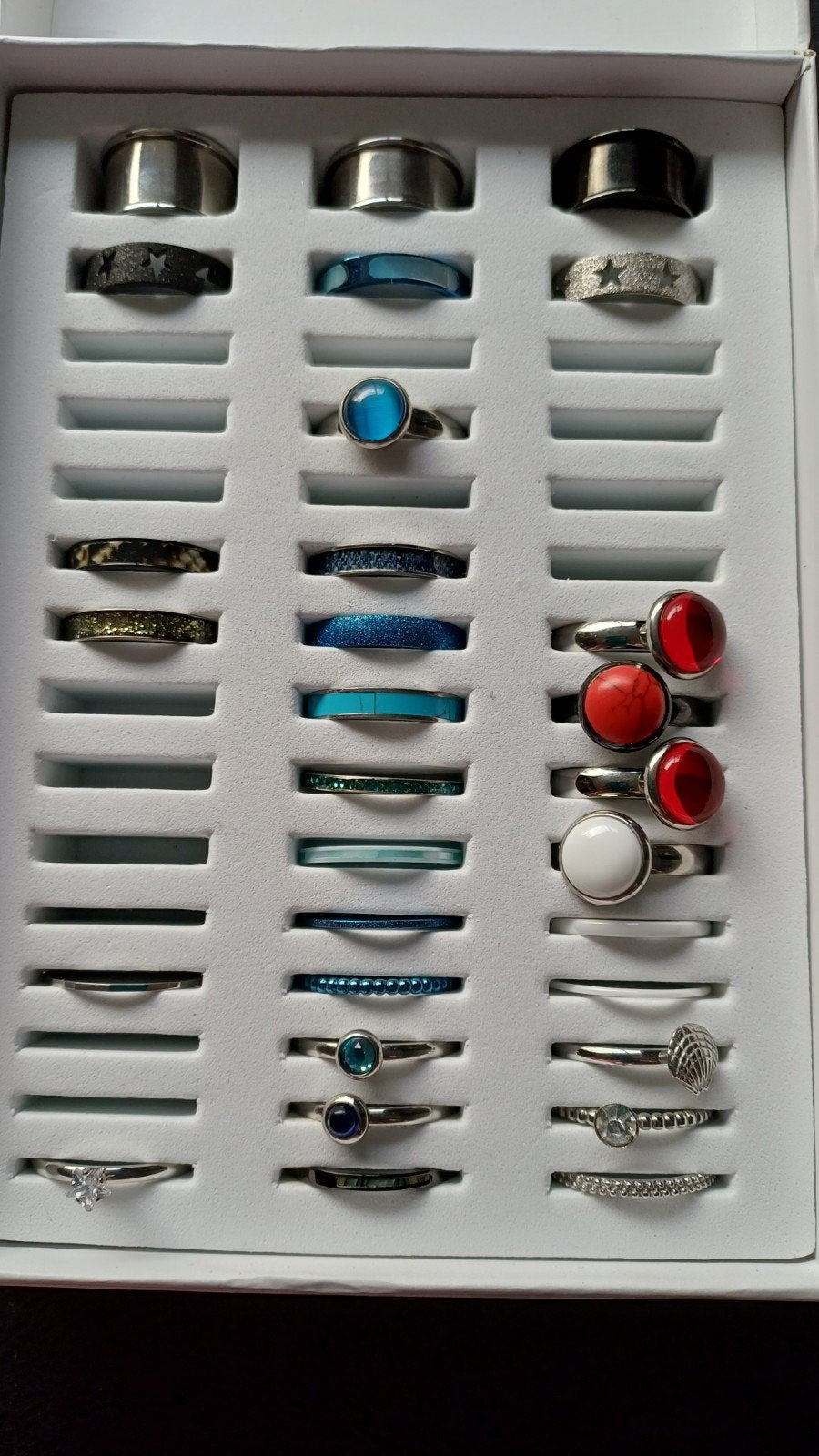 IXXXI ringen. Veel verschillende vulringen en 3x basisringen, Ophalen of Verzenden, Zo goed als nieuw, 17 tot 18, Dame