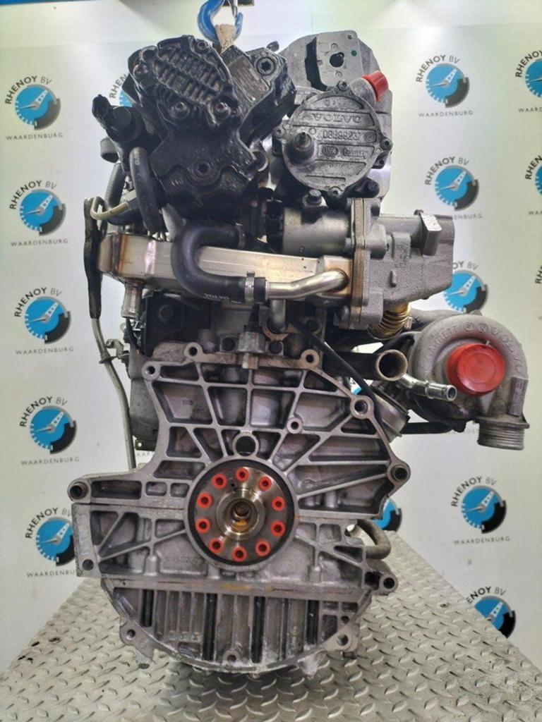 VOLVO XC70 2.4 D5 Comfort Line  MOTOR 2004, Ophalen of Verzenden, Gebruikt, Stiba lid