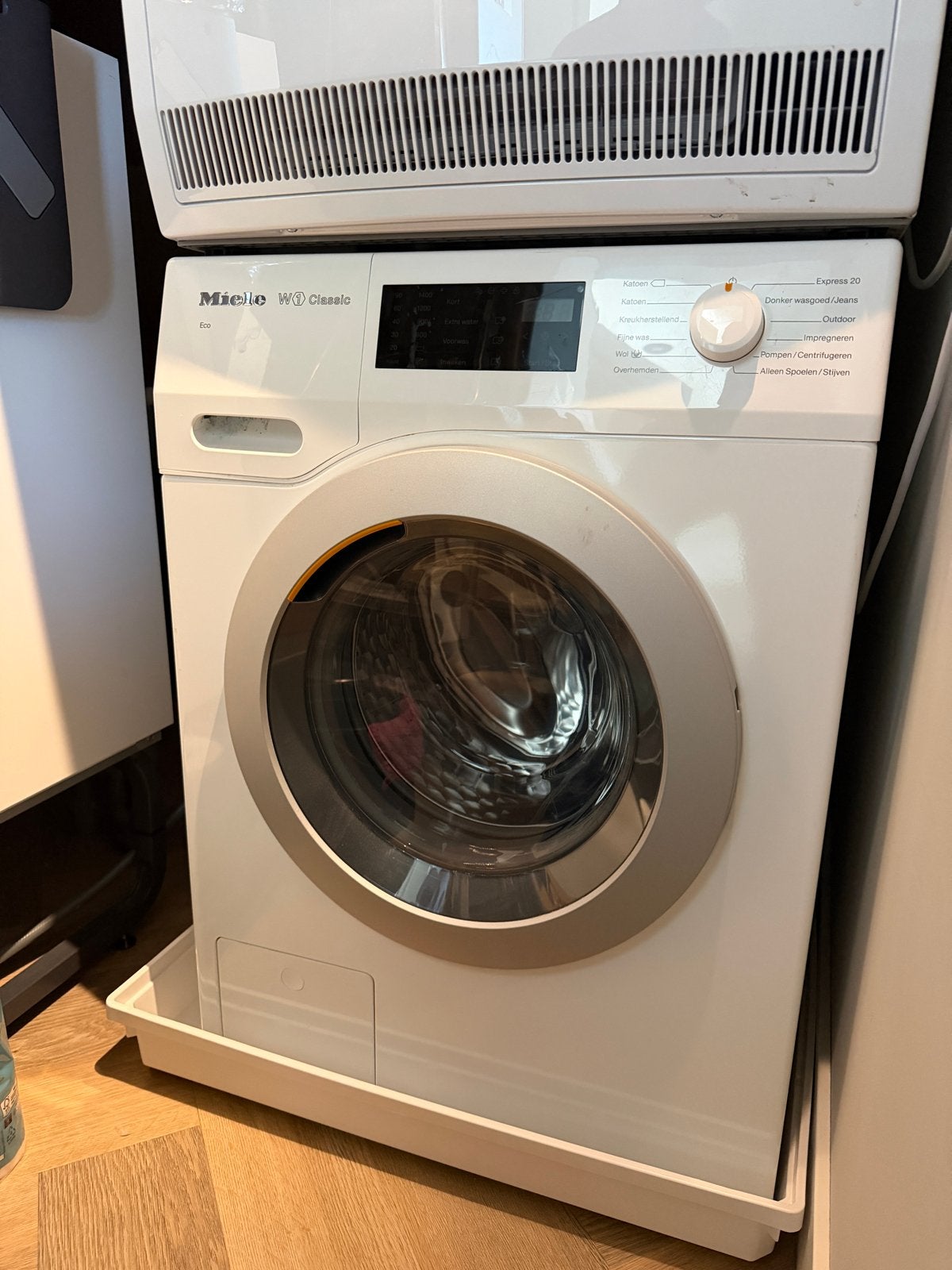 Miele W1 Classic WDB030 Wasmachine - Zo goed als nieuw