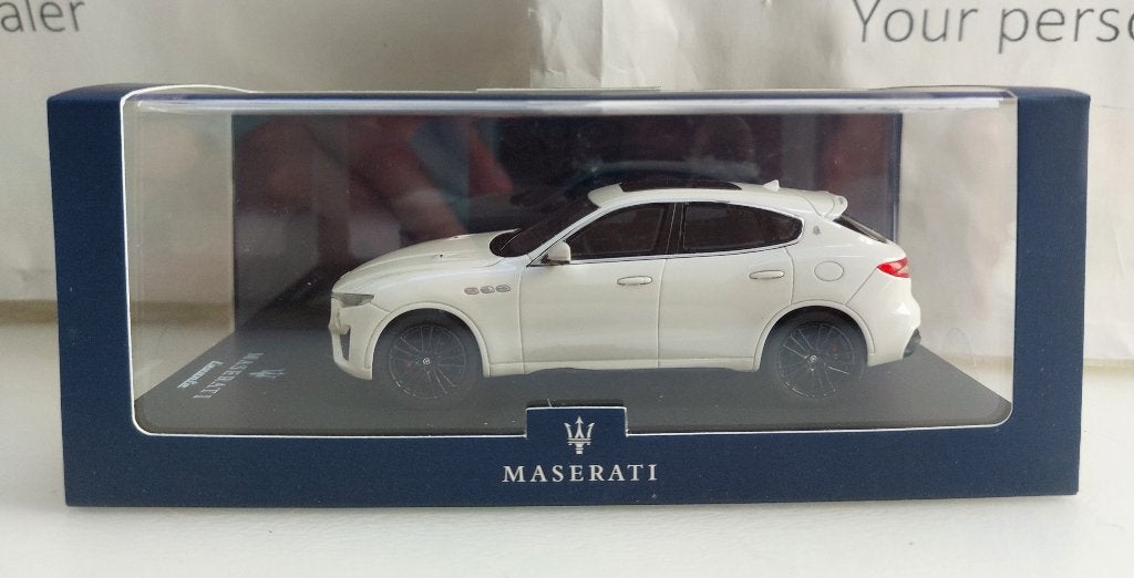 Truescale 1:43 Model Maserati Levante V8 Trofeo Bianco nieuw, Ophalen of Verzenden, Nieuw, Auto, Overige merken