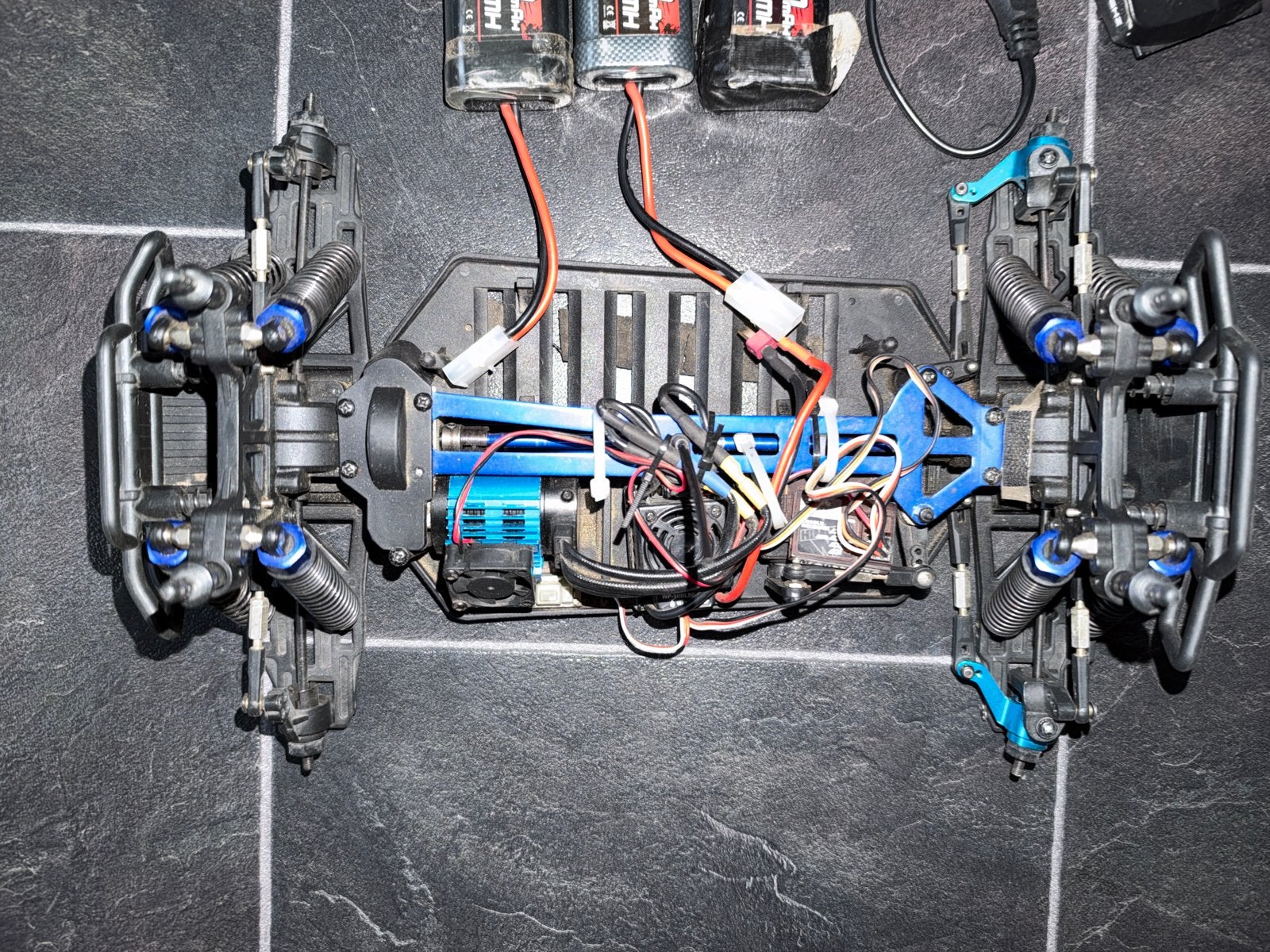 Himoto RC auto met accessoires, Gebruikt, Auto offroad, RTR (Ready to Run), Ophalen