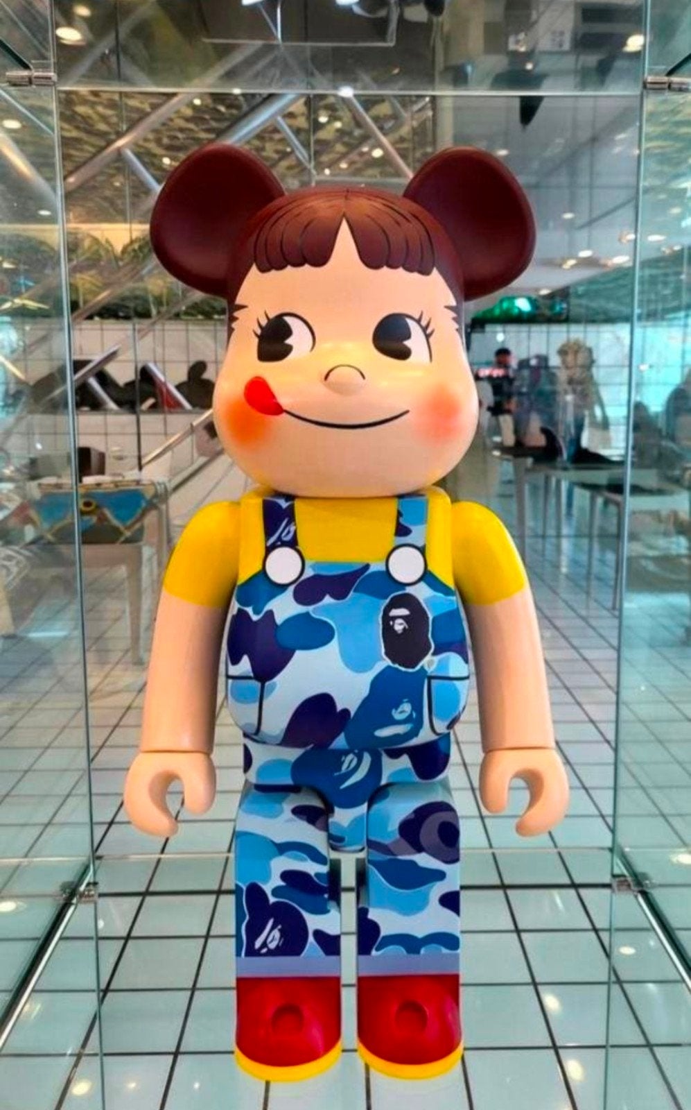 Medicom Bearbrick Bape x Pekochan 1000% Blue - Nieuw, Ophalen of Verzenden