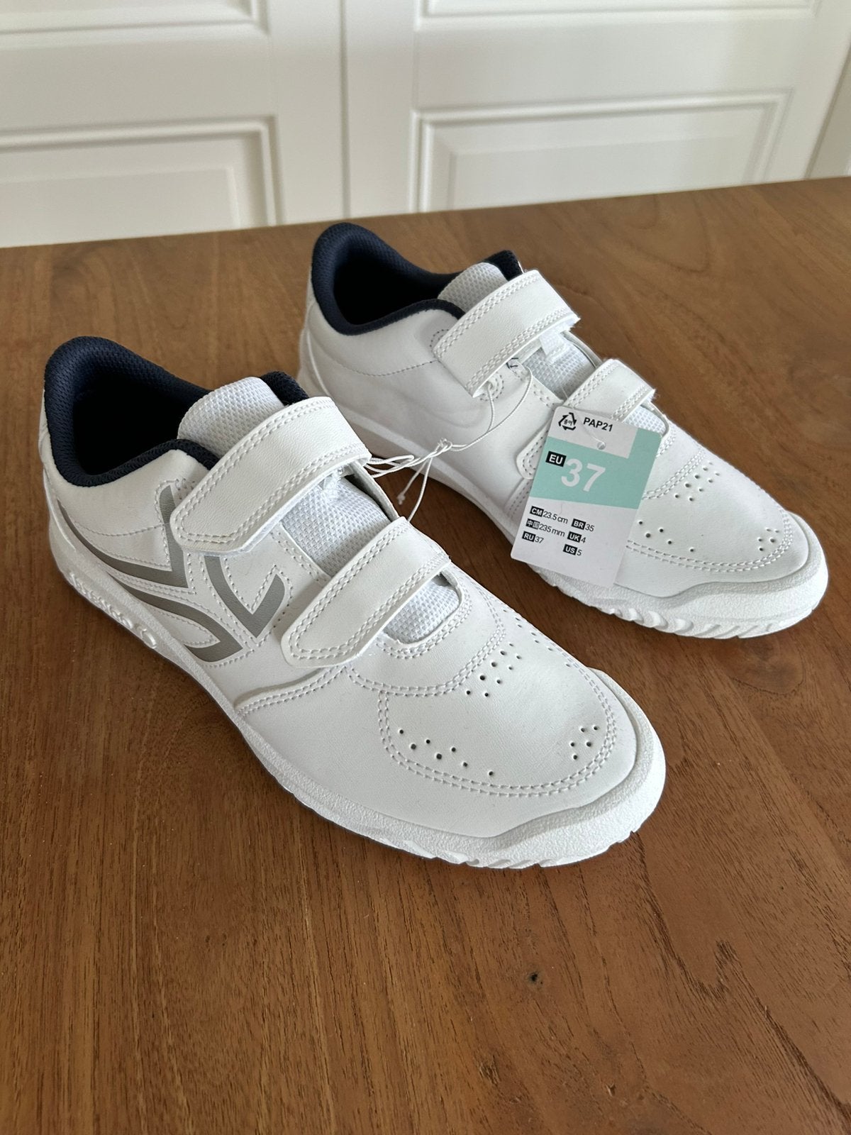 Sportschoenen Artengo maat 37 - nieuw!, Nieuw, Ophalen of Verzenden, Jongen of Meisje, Sportschoenen