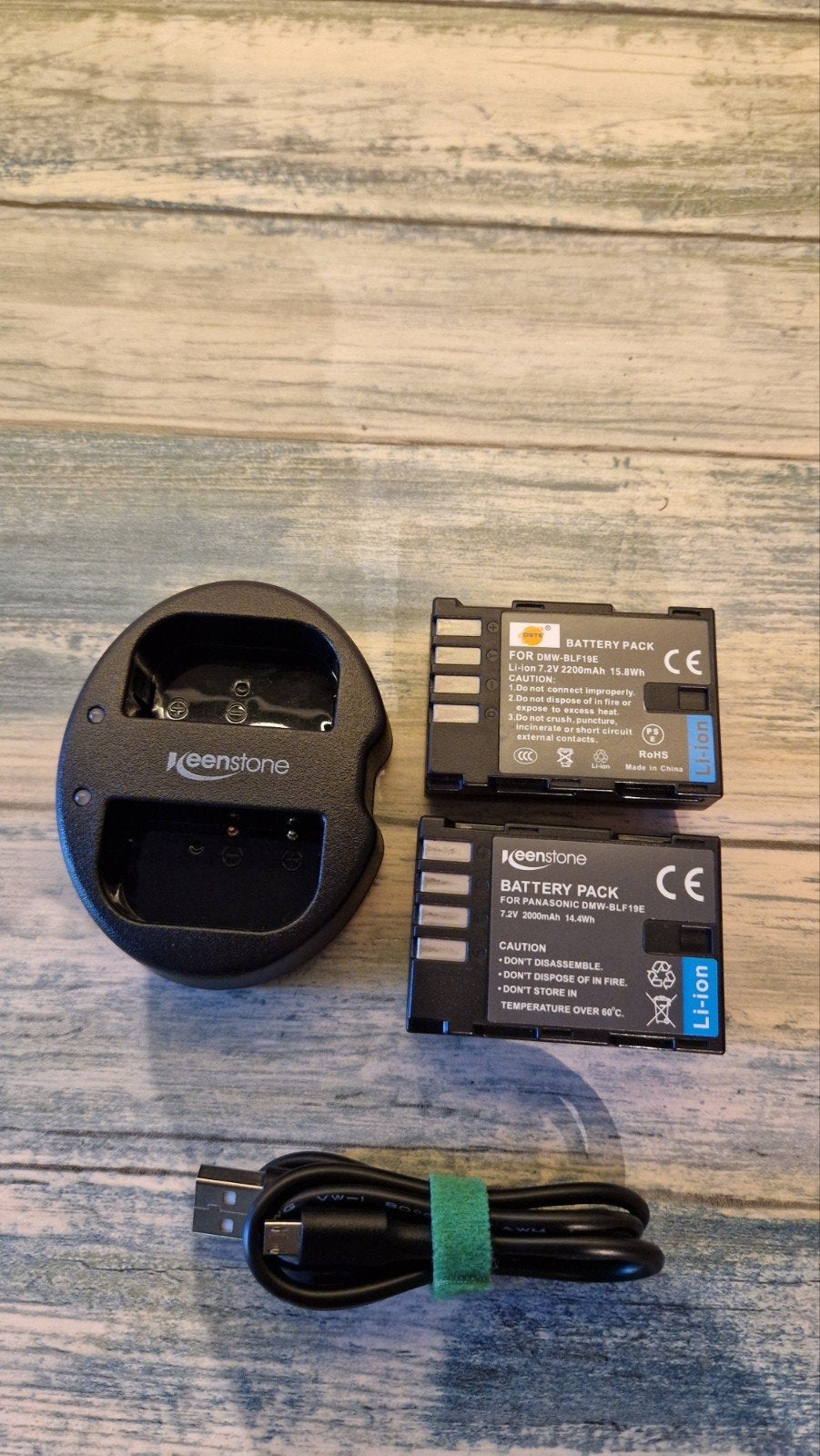 Keenstone Oplader voor Panasonic DMW-BLF19, Audio, Tv en Foto, Gebruikt, Overige merken, Geschikt voor twee batterijen, Accu