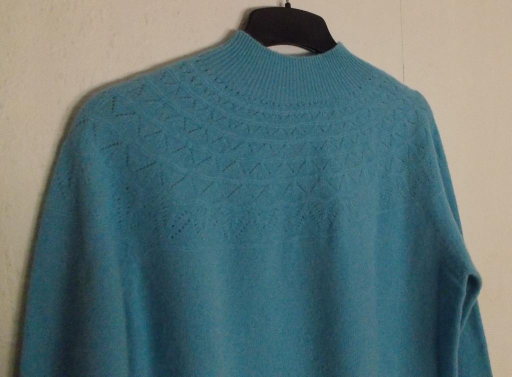 Soepele 100% wollen trui met bewerkte Noors halslijn! XL, Verzenden, Nieuw, Maat 46/48 (XL) of groter, Blauw
