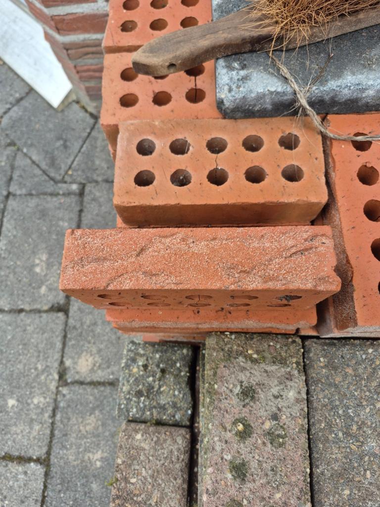 Metselstenen rood, Ophalen, Nieuw, Bakstenen