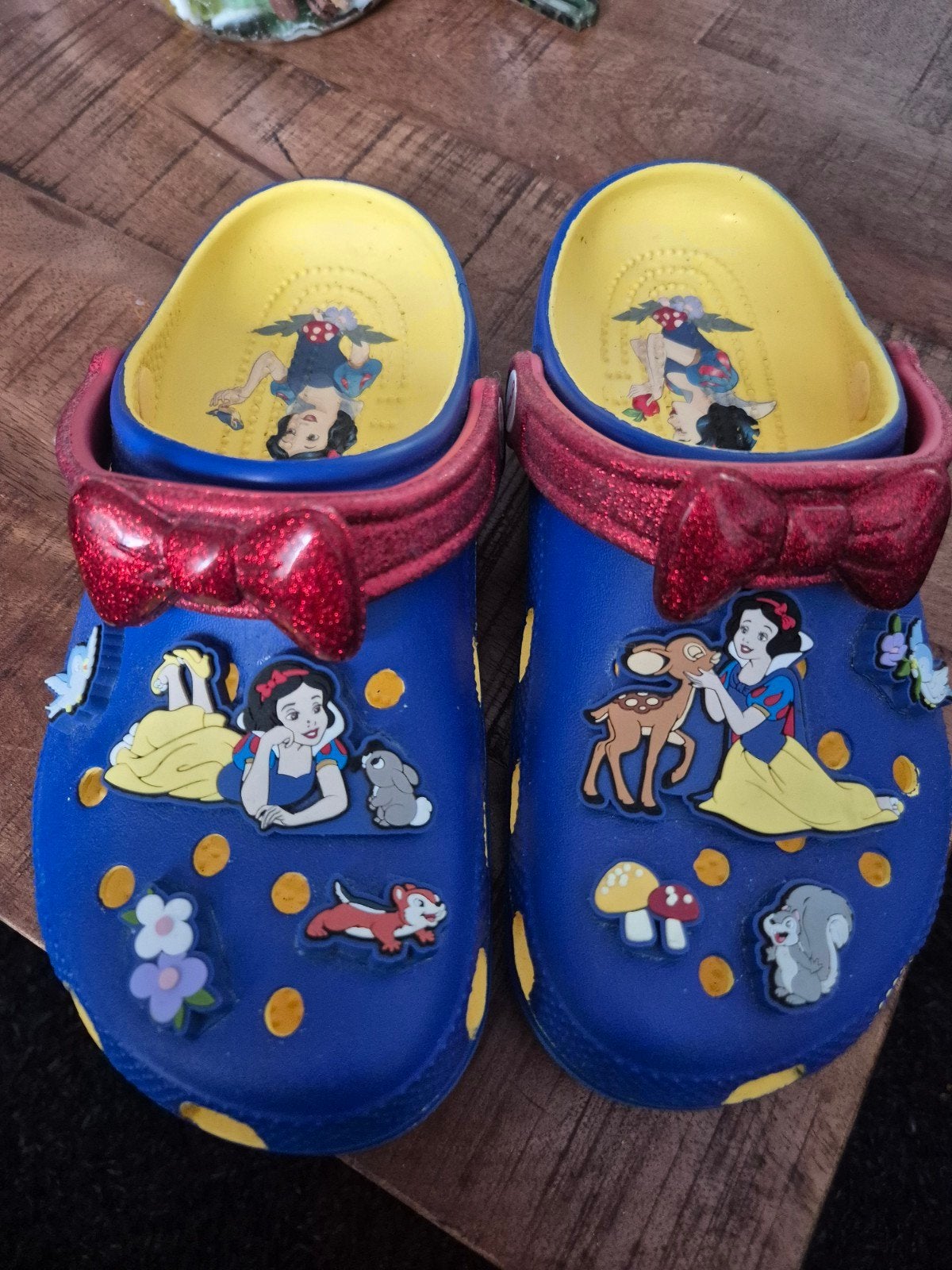Crocs sneeuwitje mt 38/39 zgan, Ophalen of Verzenden, Zo goed als nieuw, Blauw