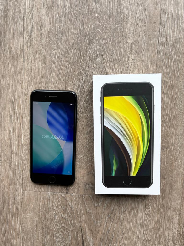 iPhone SE 128 GB - Onbeschadigde staat, Telecommunicatie, Mobiele telefoons | Apple iPhone, Ophalen, 128 GB, Zwart, Zo goed als nieuw