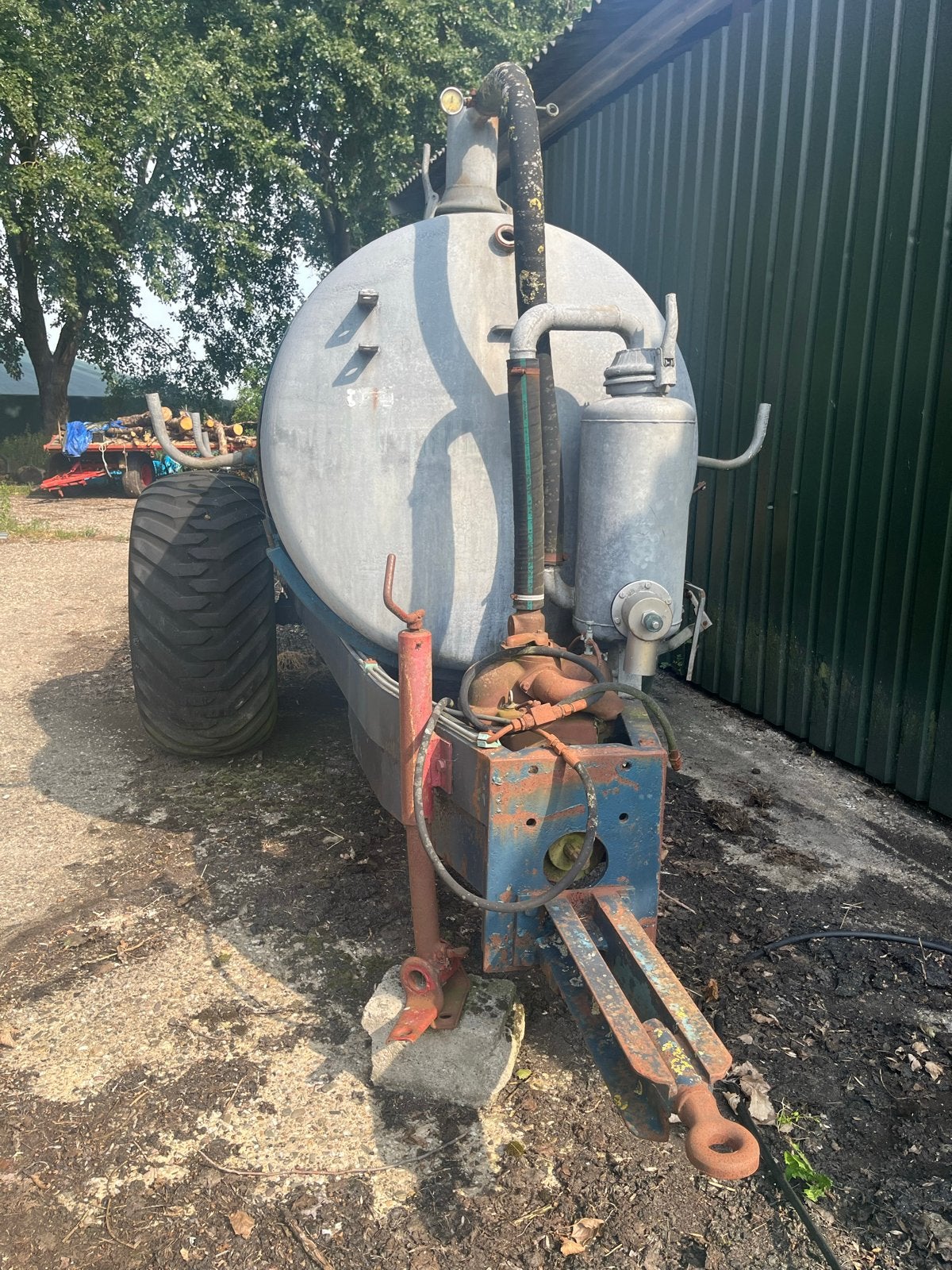 Mesttank / Waterwagen op onderstel, Ophalen, Akkerbouw, Beregening en Drainage