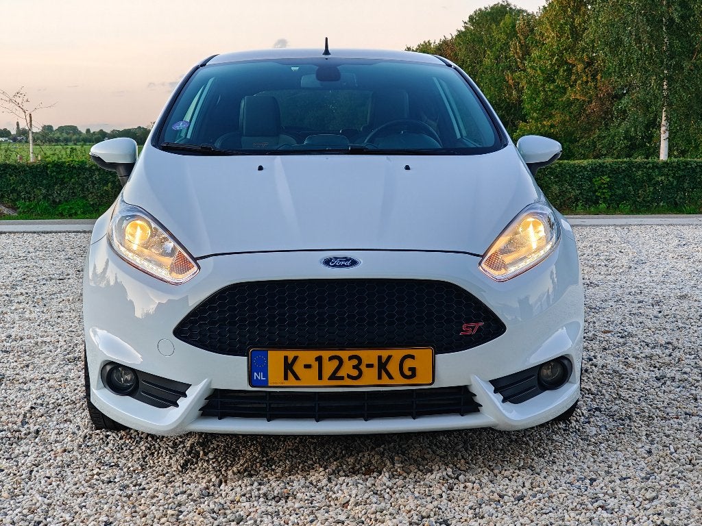 Foto 5 van Ford Fiesta ST 1.6 182PK