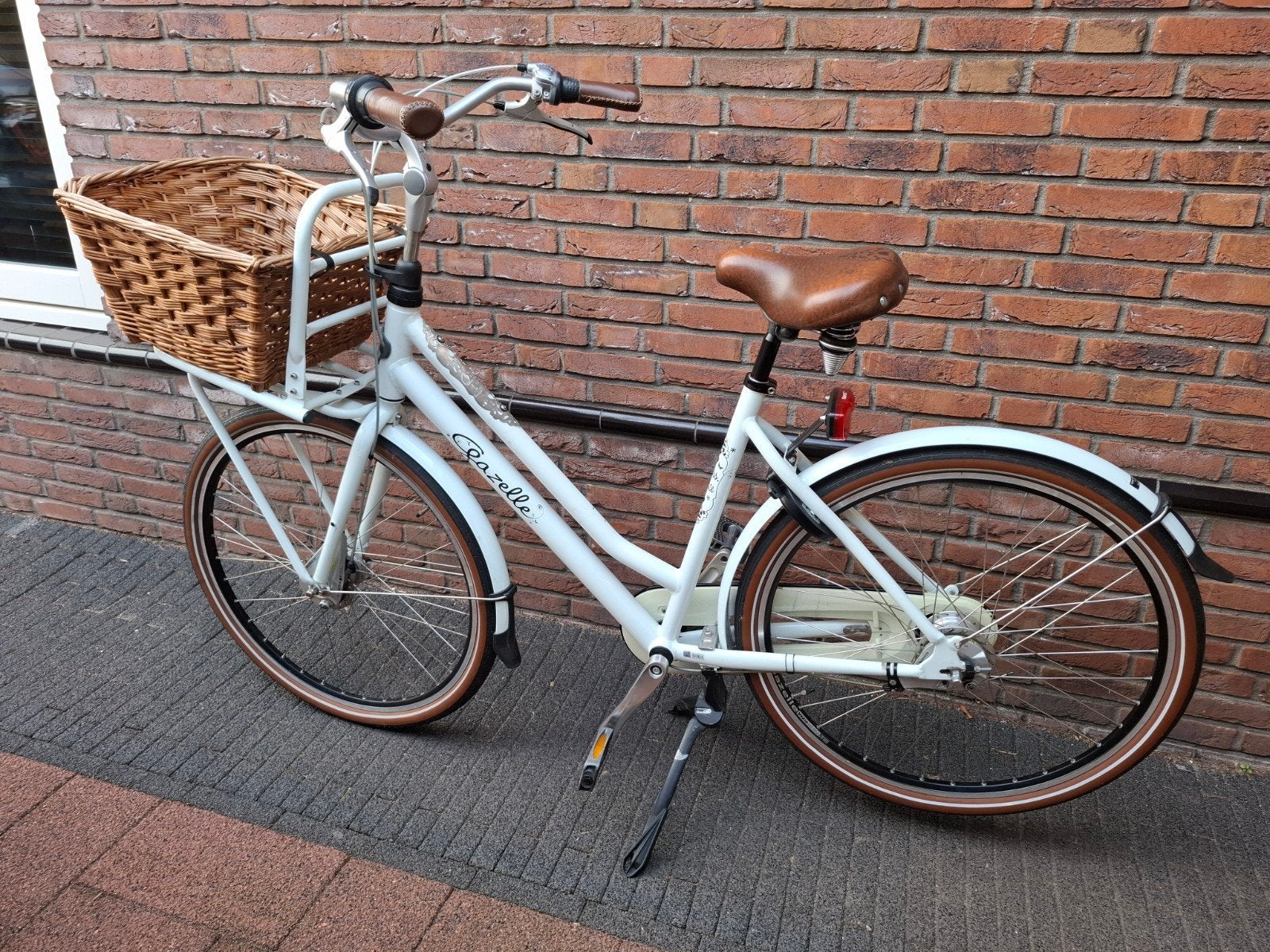 Gazelle Miss Grace Damesfiets met mand, Ophalen, Versnellingen, Gazelle, Trommelrem