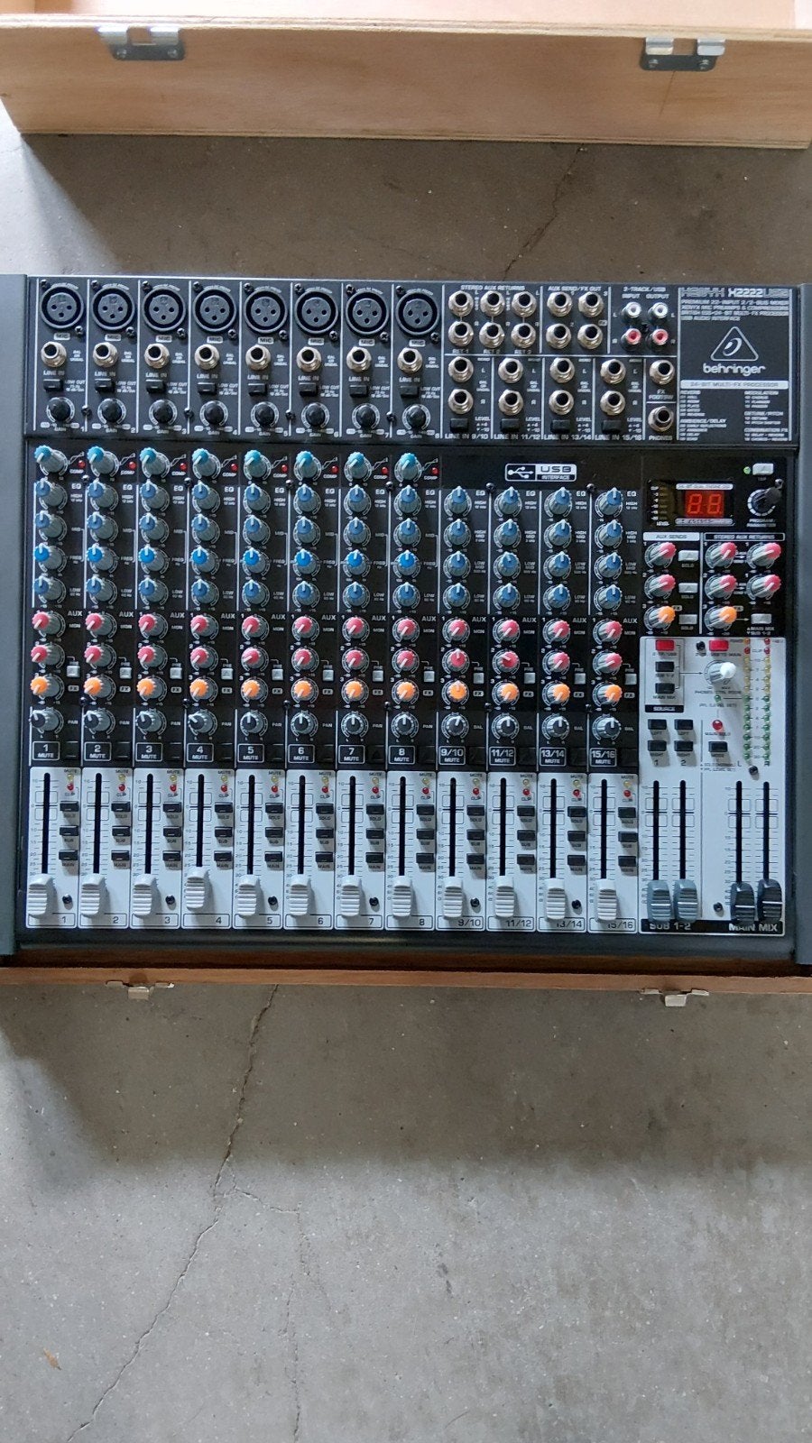 Behringer mengpaneel xenyx x2222 usb, Ophalen of Verzenden, Gebruikt, 10 tot 20 kanalen, Microfooningang