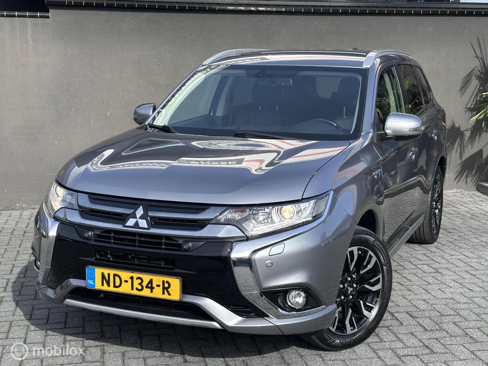 Mitsubishi Outlander 2.0 PHEV Executive|4WD|Camera|Trekhaak|, Auto's, 1998 cc, Euro 6, 4 cilinders, Automatische klimaatregeling