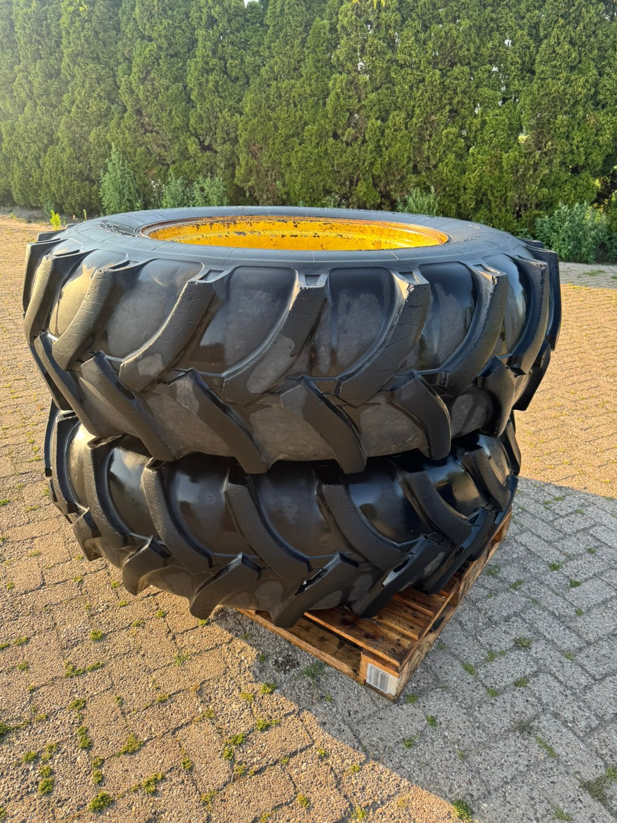 John deere 20.8r38 + hydro 4 set, Zakelijke goederen, Agrarisch | Onderdelen | Banden, Velgen en Assen, Ophalen