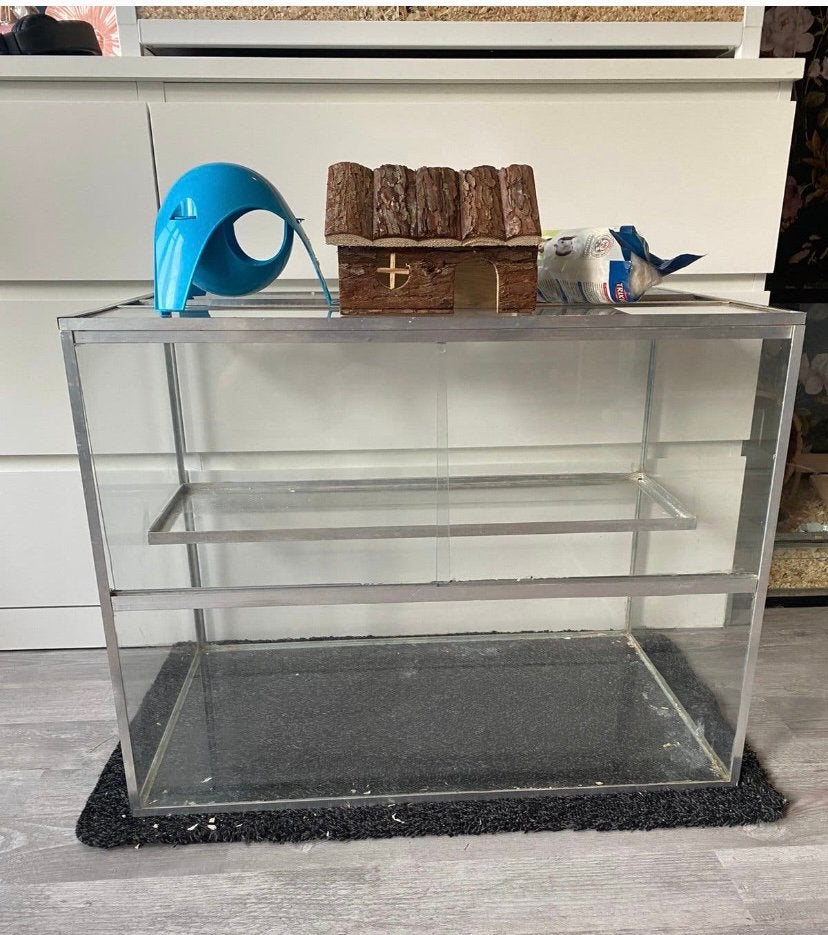 Hamsterkooi met toebehoren, Dieren en Toebehoren, Zo goed als nieuw, Ophalen, Minder dan 60 cm, Hok