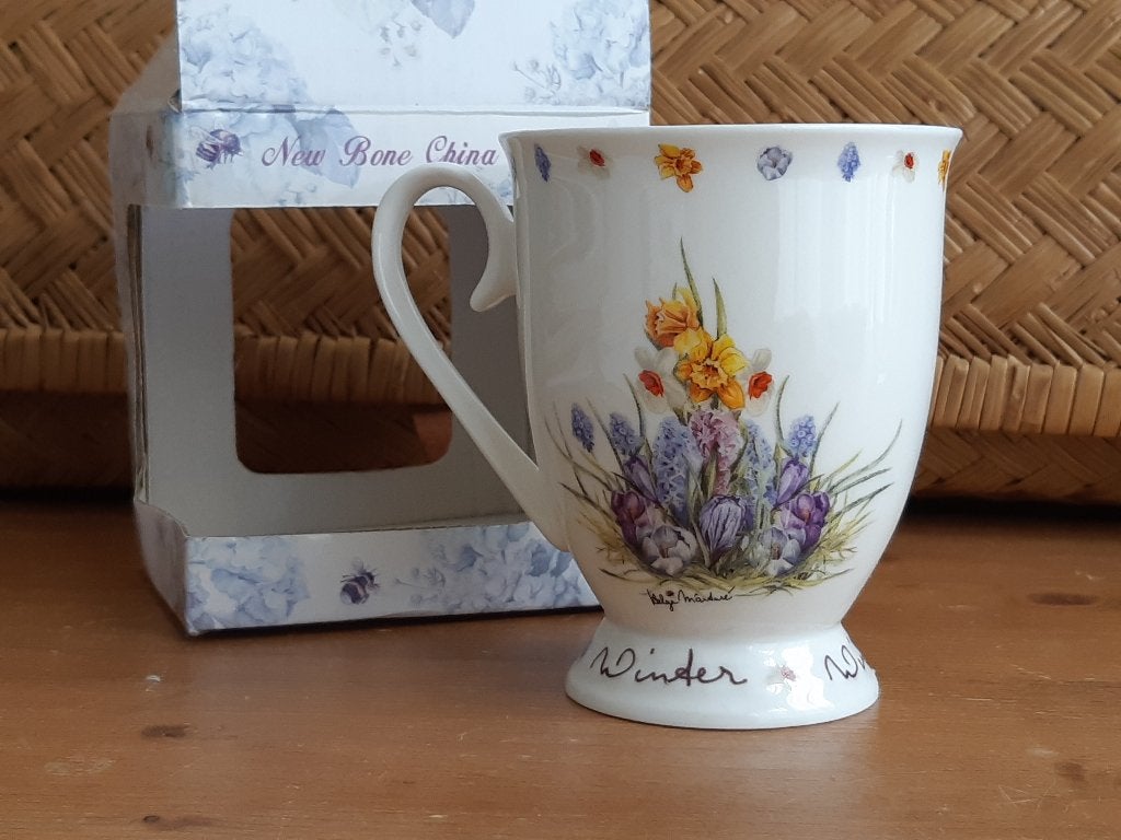 1x Mok, Helga Mârtaré, WINTER, nieuw in doos, Huis en Inrichting, Overige merken, Nieuw, Overige stijlen, Porselein