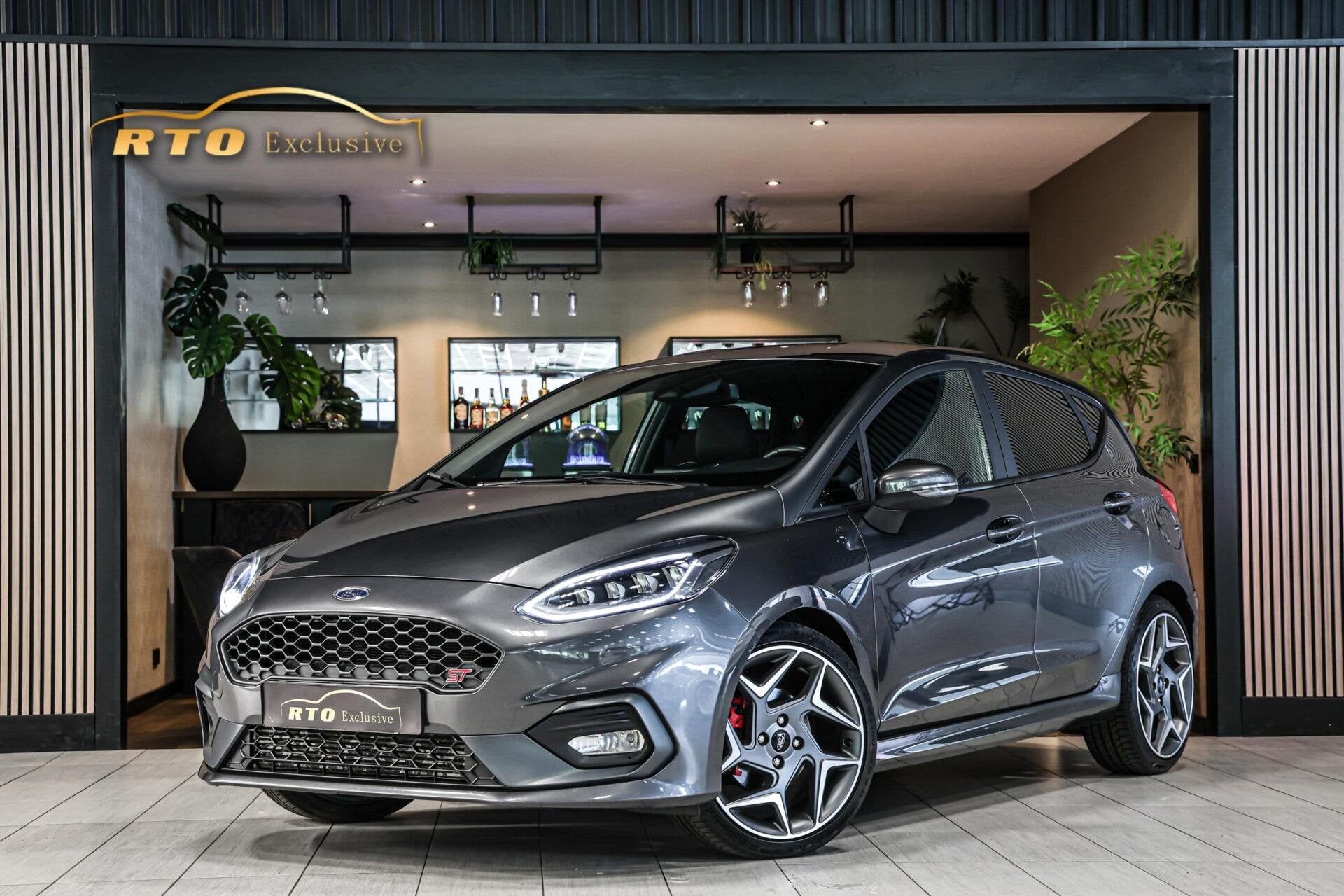 Ford Fiesta 1.5 EcoBoost ST-3 Performance|Recaro|B&O|Carplay, Voorwielaandrijving, Euro 6, Met garantie (alle), Automatische klimaatregeling