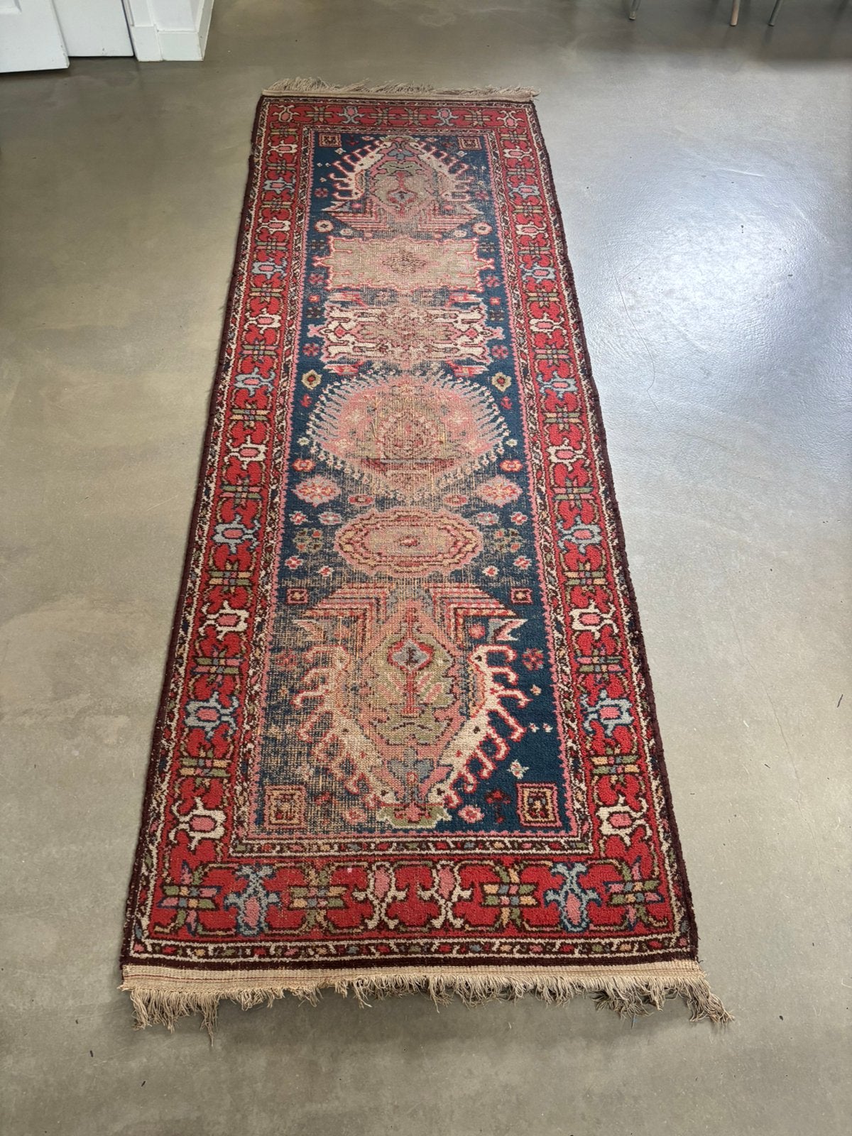 Mooi sleets perzisch tapijt, loper ca. 275 x 92 cm, Huis en Inrichting, Stoffering | Tapijten en Kleden, Gebruikt, 200 cm of meer