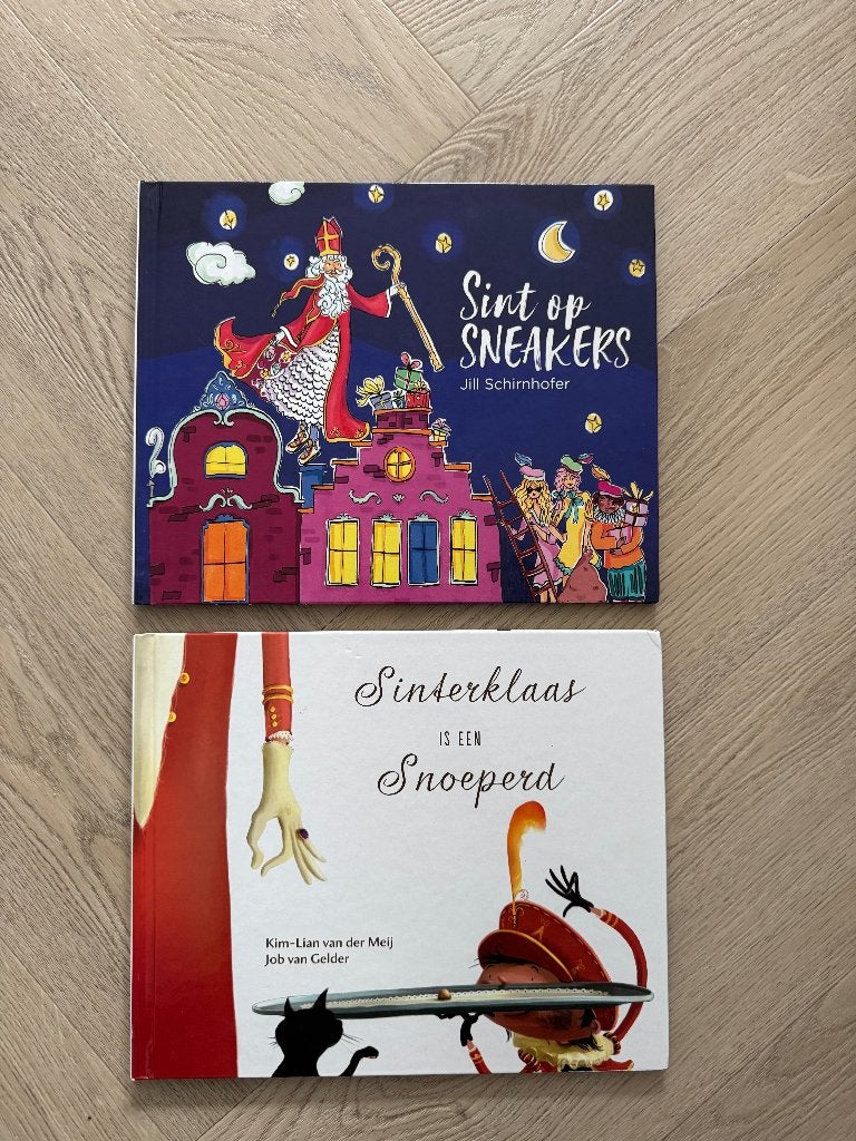 2x Sinterklaasboek, Ophalen of Verzenden, Gebruikt