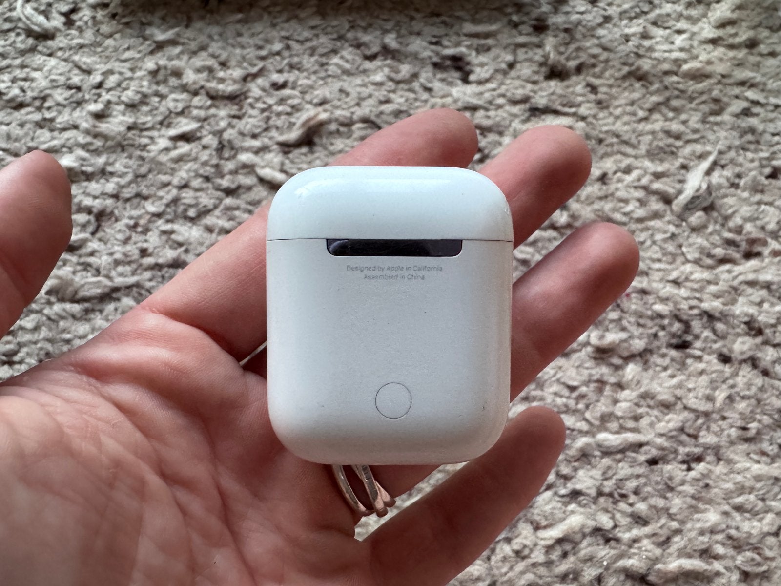 Apple AirPods (1e generatie) met oplaadcase, Overige merken, Gebruikt, Draadloos, Op oor (supra aural)