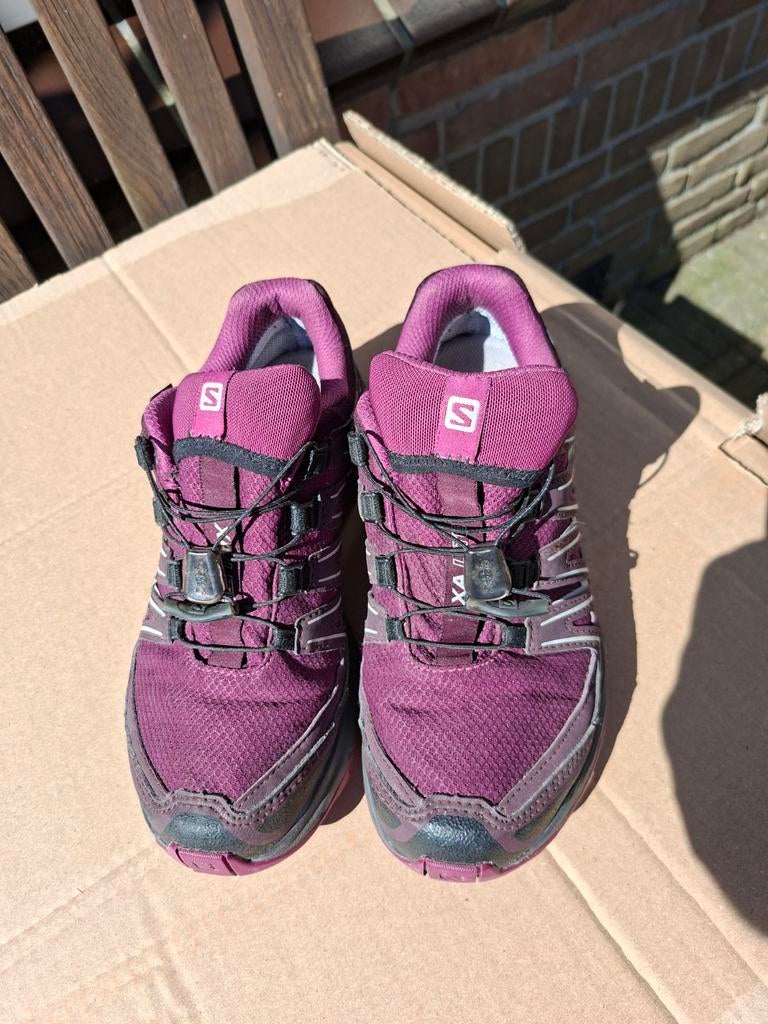 Salomon XA Lite mt 38 paars, Ophalen of Verzenden, Zo goed als nieuw, Schoenen