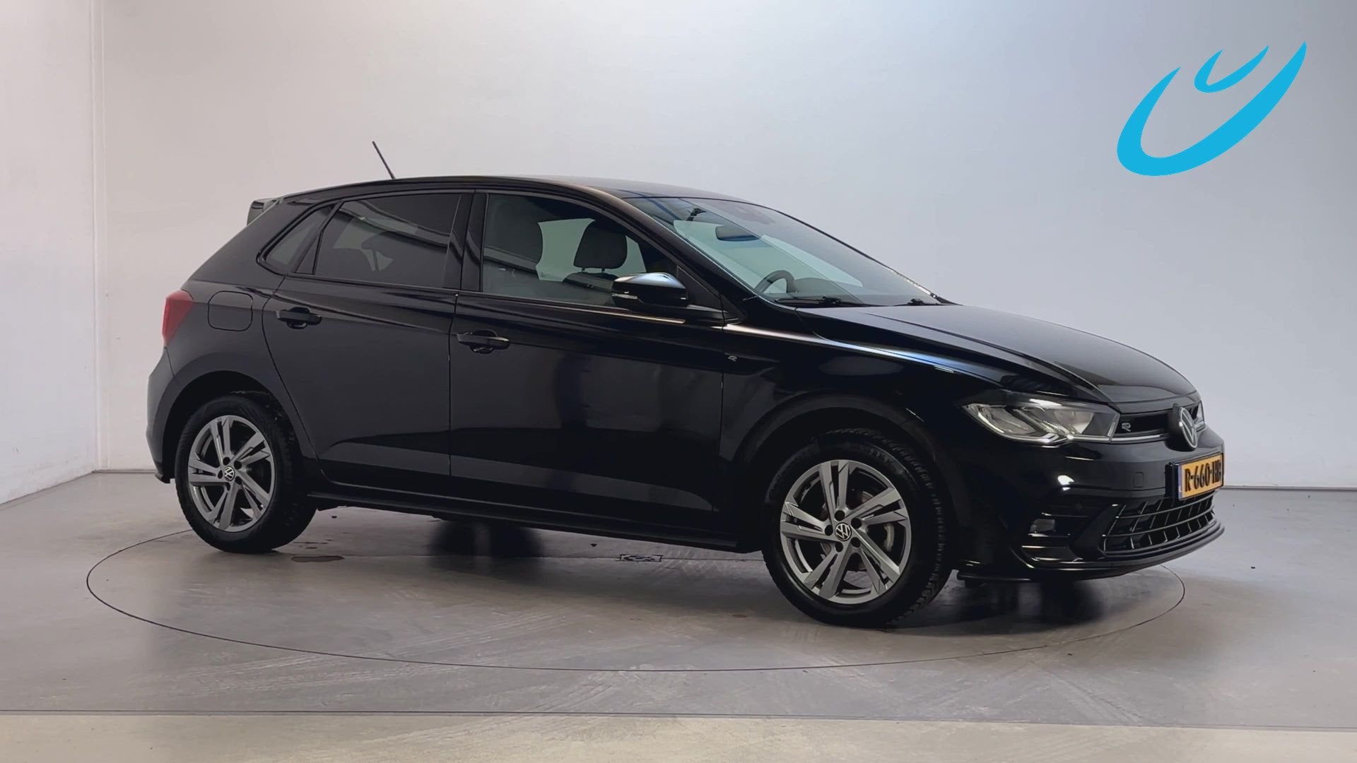 Volkswagen Polo 1.0 TSI R-Line Navigatie Parkeersensoren App, Auto's, Voorwielaandrijving, Dealer onderhouden, Gebruikt, Met garantie (alle)