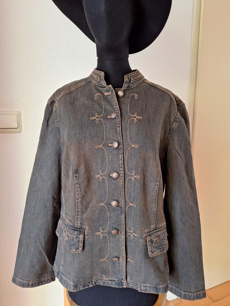 Gerry Weber spijker broekpak  met borduursels, Kleding | Dames, Bruin, Maat 42/44 (L), Ophalen of Verzenden, Gerry Weber