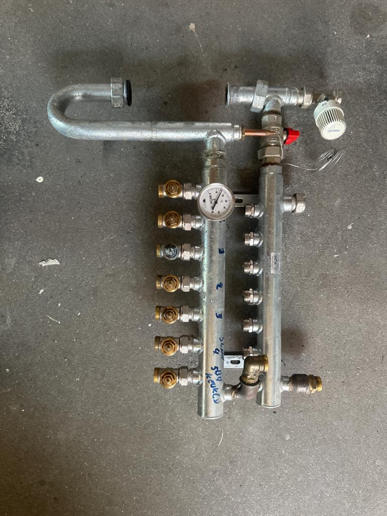 Vloerverwarming verdeler met 7 groepen, Ophalen of Verzenden, Gebruikt, Overige typen
