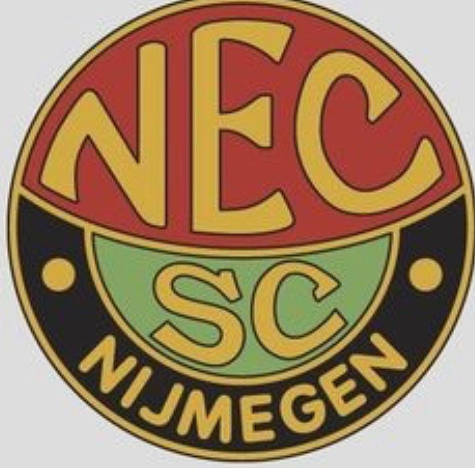 GEZOCHT: 2 kaarten NEC v Feyenoord, Twee personen